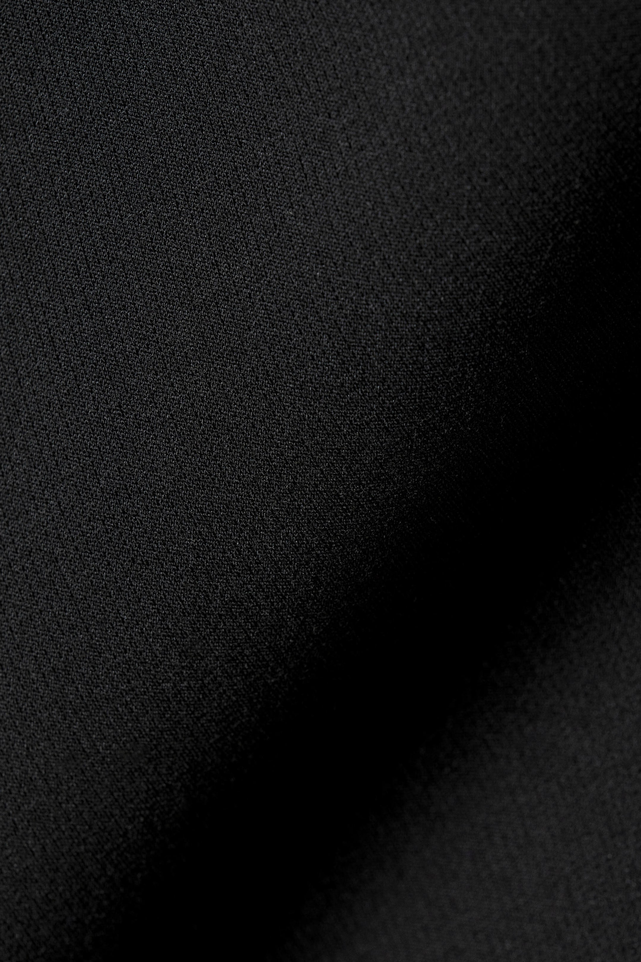 Schwarz - Langärmeliges Minikleid - 2