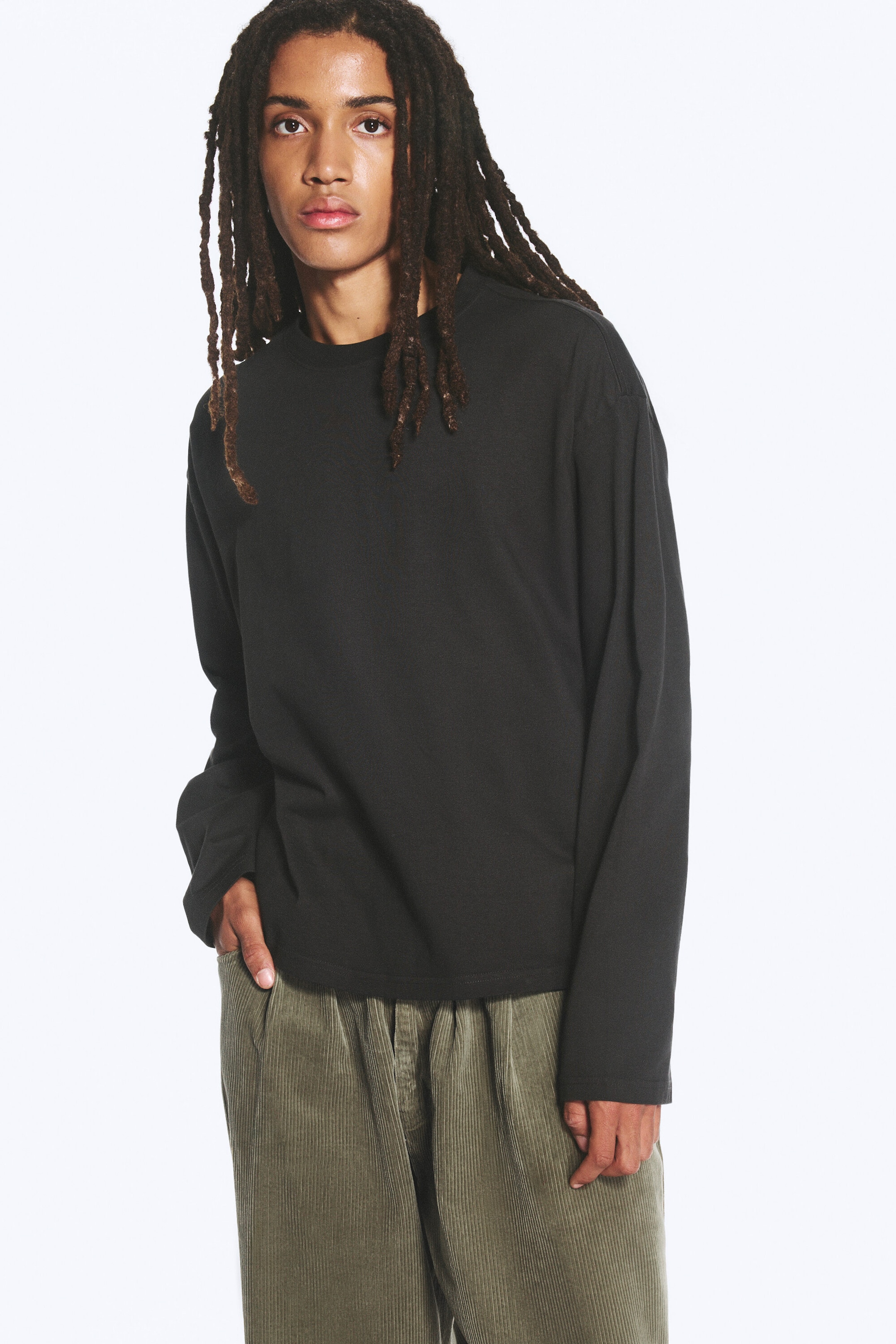 Ausgewaschenes Dunkelgrau - Boxy Longsleeve mit lockerer Passform - 1