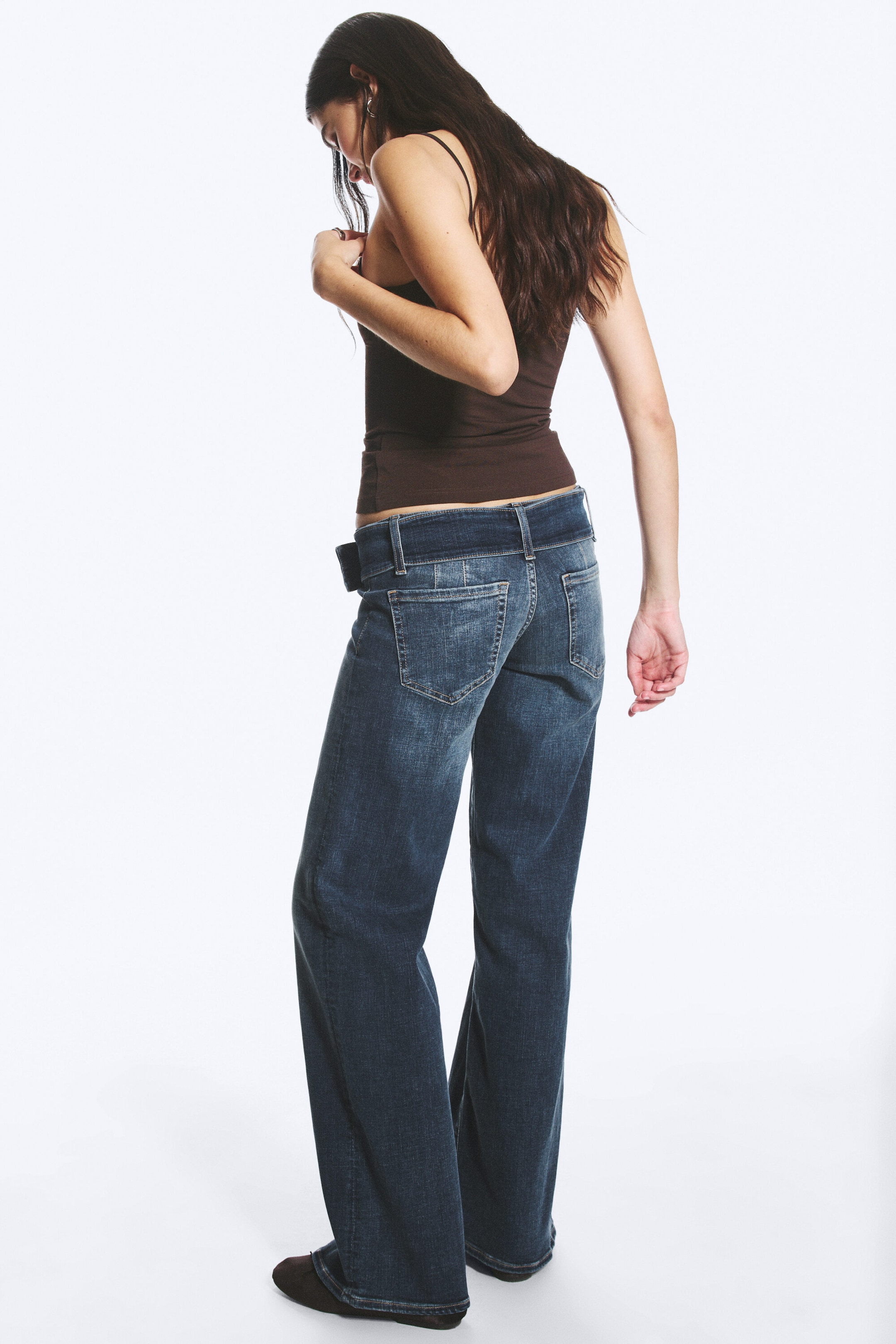 Tune Blue - Dunkelblau - Willow Low Waist Loose Flared Jeans - 4