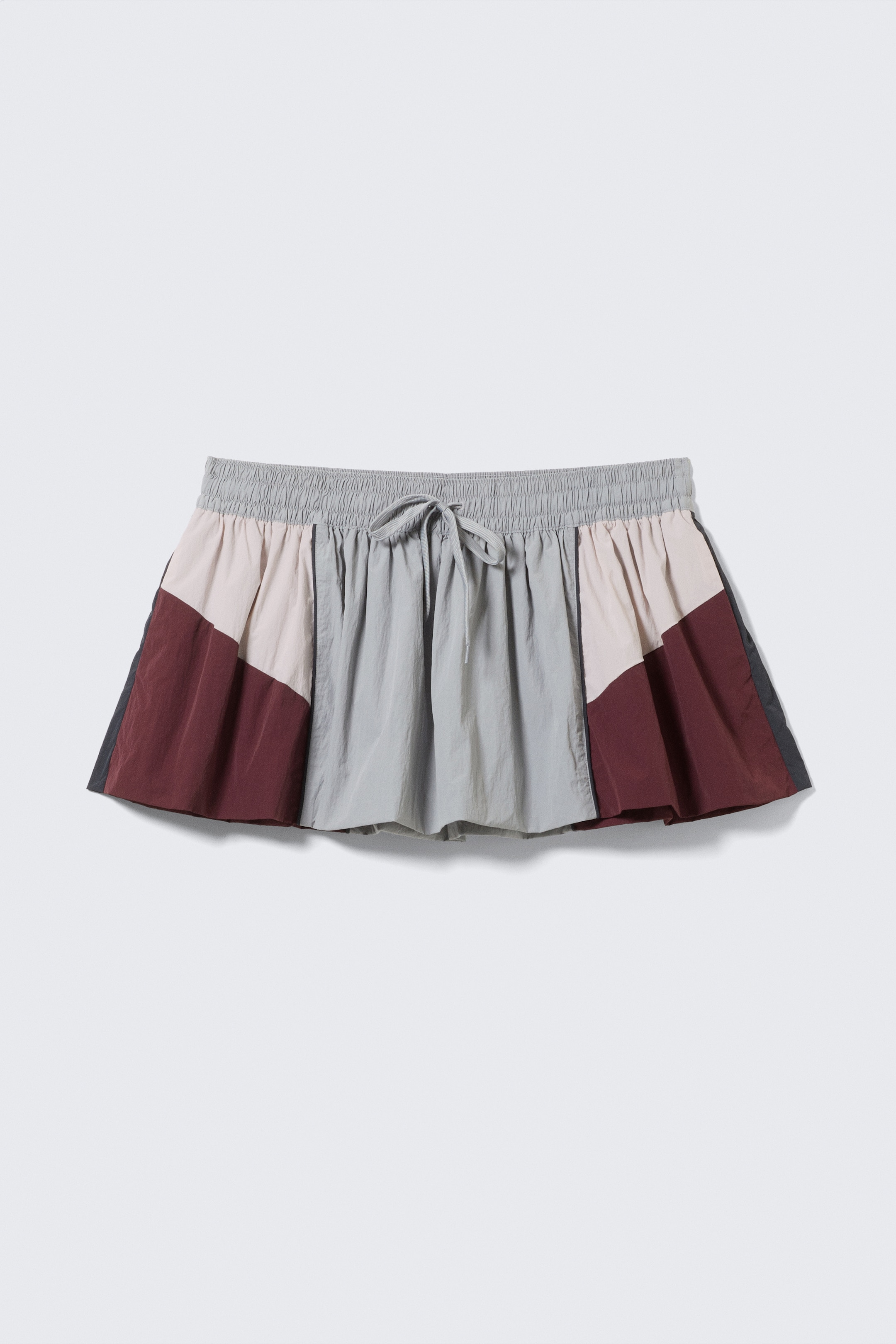 View larger image: Colourblock A-line Nylon Mini Skirt - Grey/Pink/Red - Ladies | H&M GB 4