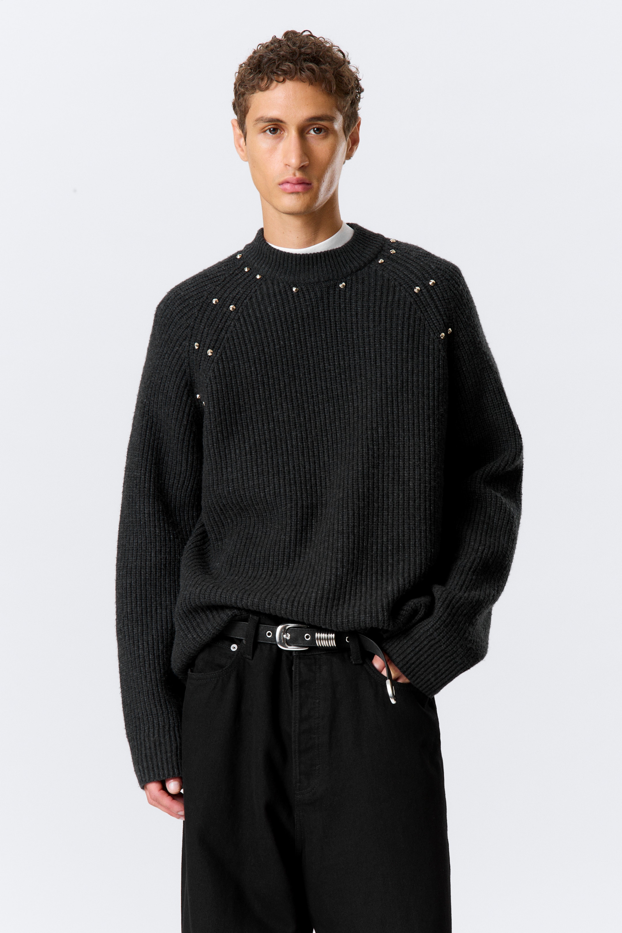Ingrandisci l'immagine: Relaxed Knitted Wool-Blend Sweater with Studs - Black - Studs - UOMO | H&M CH 1