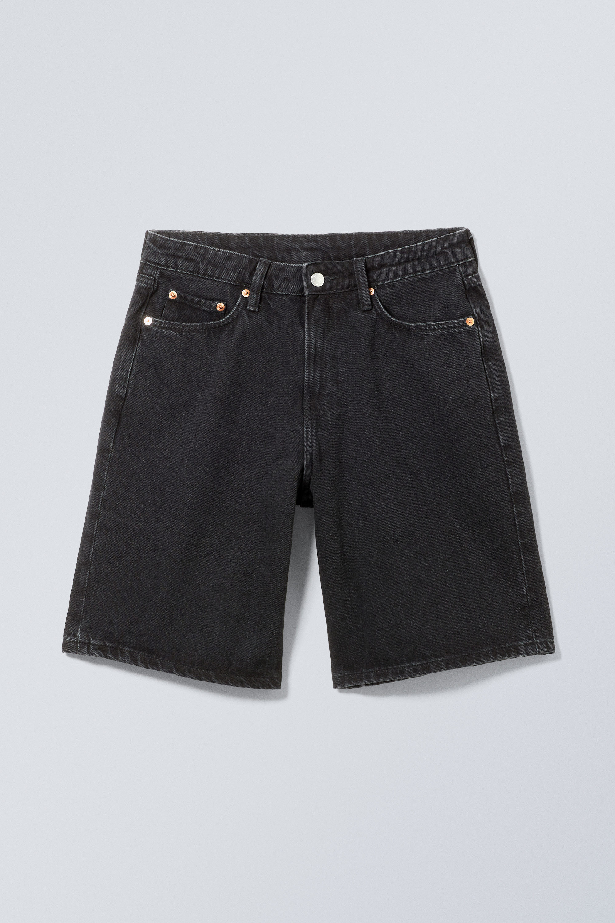 monterey low rise denim shorts - Tuned Black | Weekday WW