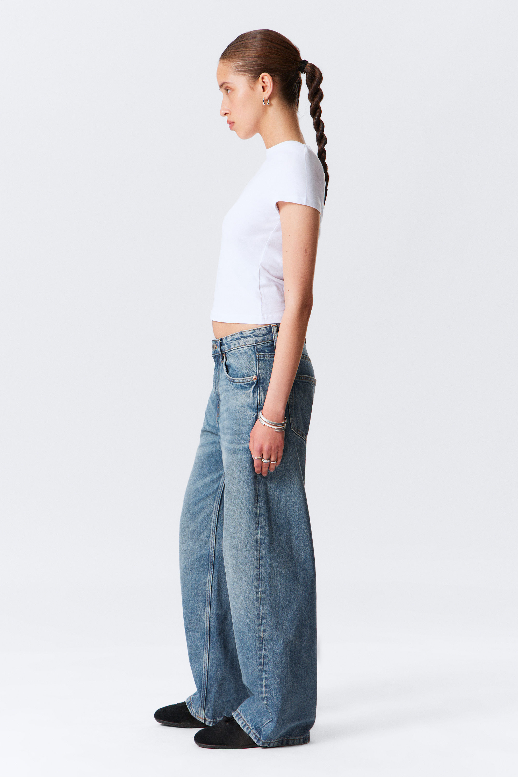 Mountain Blue - Medium Blue - Missy Low Rise Loose Straight Leg Jeans - 2