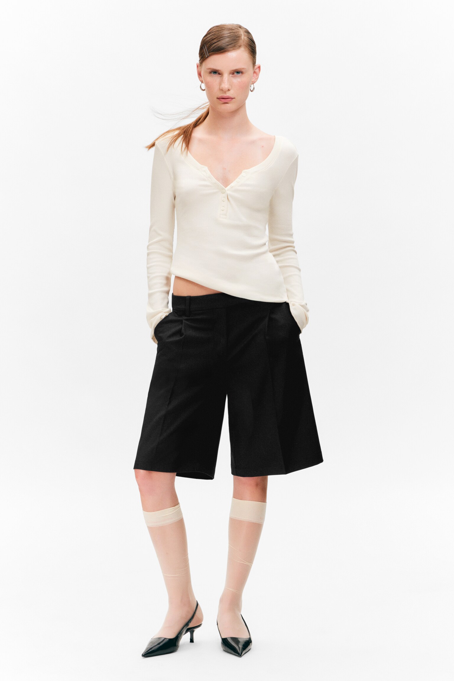 Långärmad figurnära V-ringad topp - Vit/Brun - 1