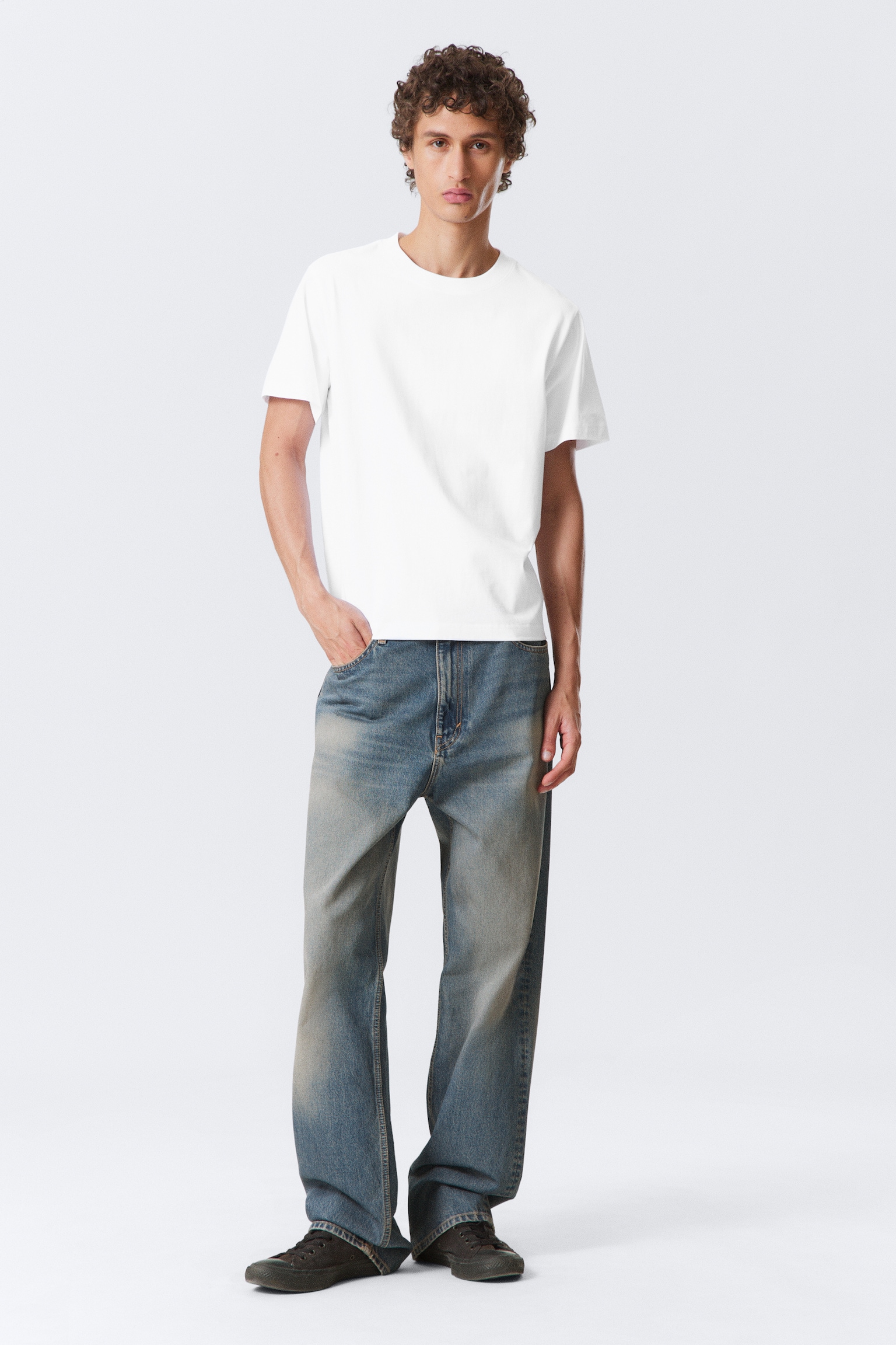 Short Boxy Heavyweight T-shirt - White/Black/Light Dusty Blue/Dark Navy Blue/Light Grey/Dark Brown - 4