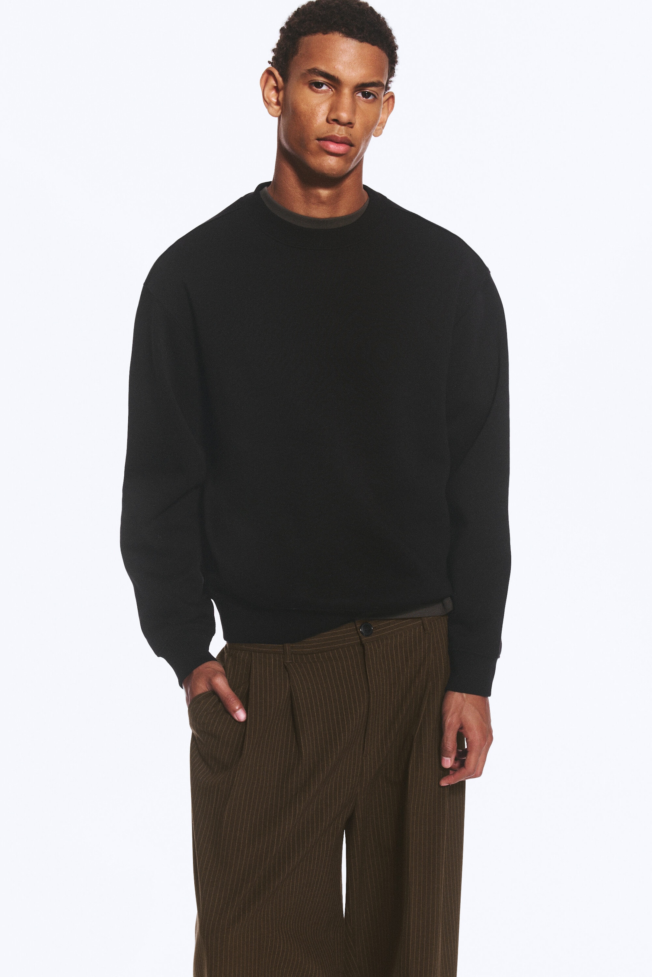 Zwart - Classic Sweatshirt - 2