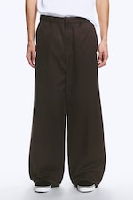 Dark Brown - Emil Loose Fit Chino Trousers - 1