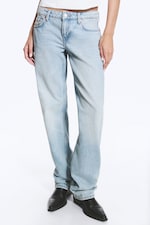 Aeon Blue - Ljusblå - Arrow Low Waist Regular Straight Jeans - 1