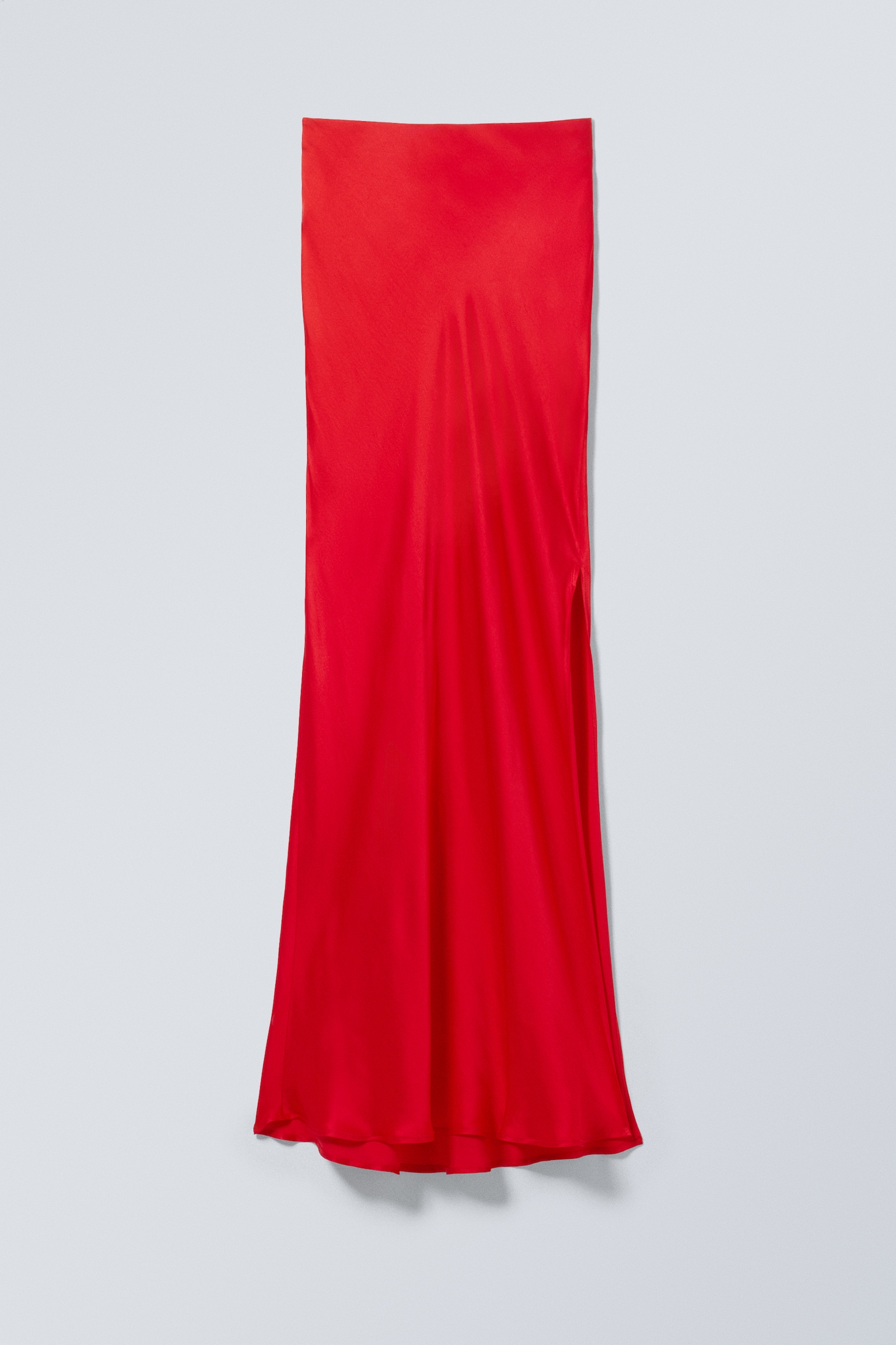 Maxi gonna in raso tagliata in sbieco, vita bassa - Rosso brillante/Grigio taupe scuro
