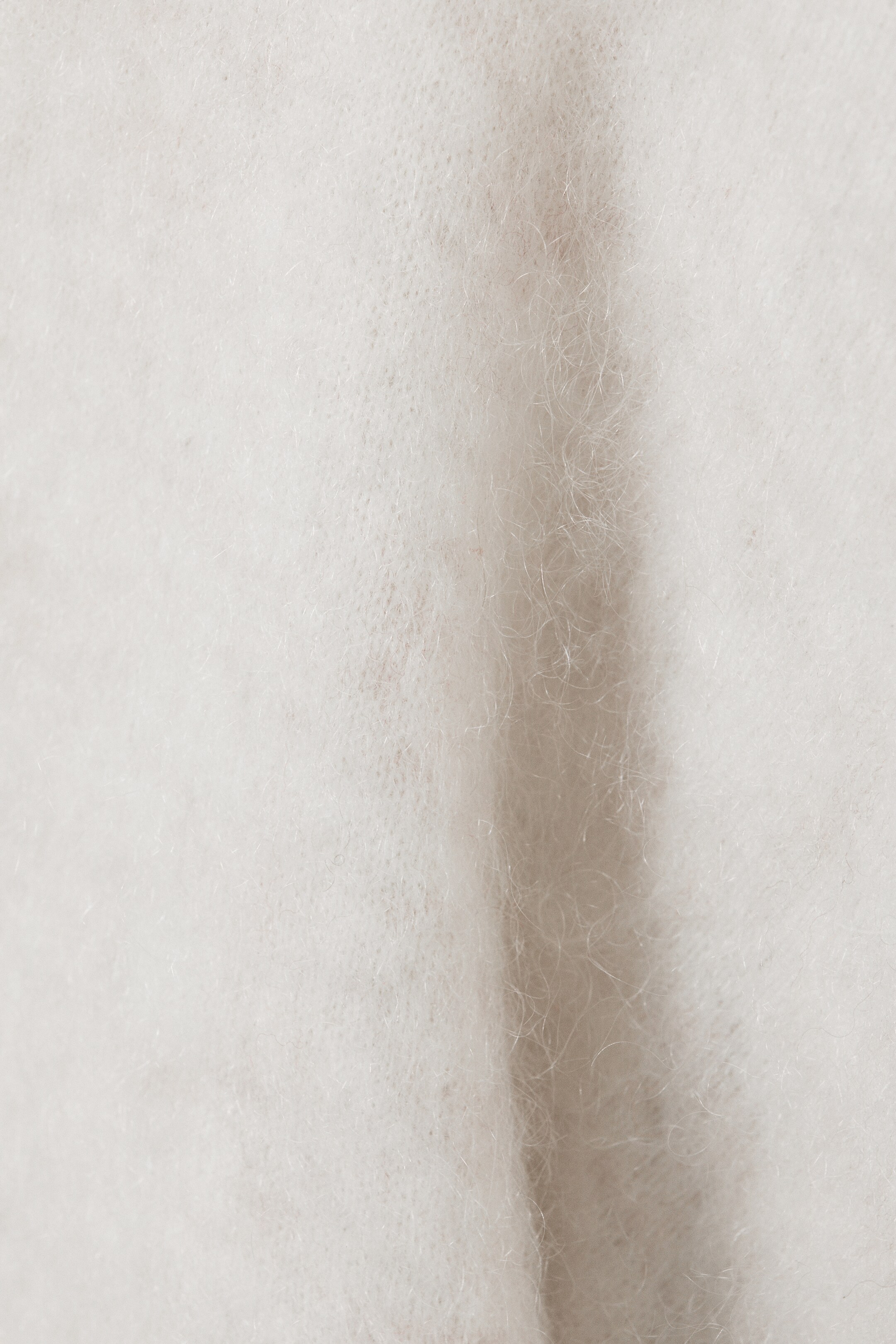 Visualizza immagine più grande: Pullover oversize in misto mohair - Bianco sporco - DONNA | H&M IT 6