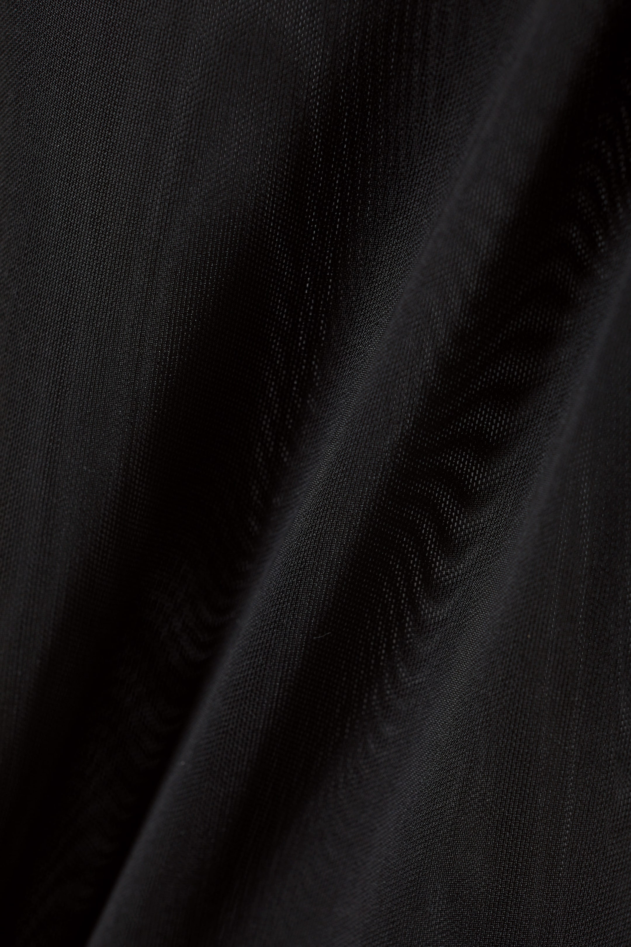 Zwart - Maxirok in mesh - 1
