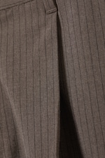 Graubraun mit Nadelstreifen - Oversized-Anzugshose Uno - 1