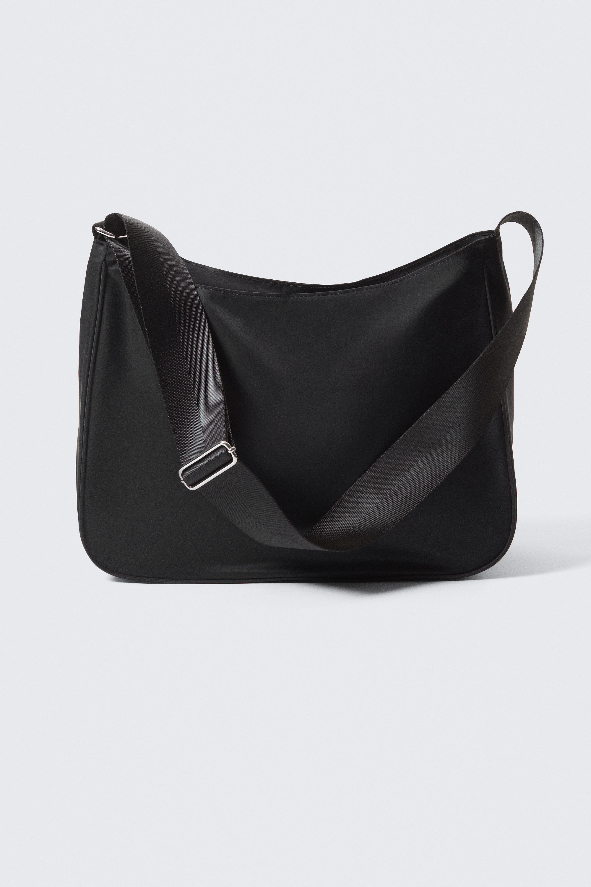 Schwarz - Mittelgroße Umhängetasche aus Nylon-Twill - 1