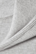 Taupe - Enger Kapuzenpullover mit Reißverschluss - 1