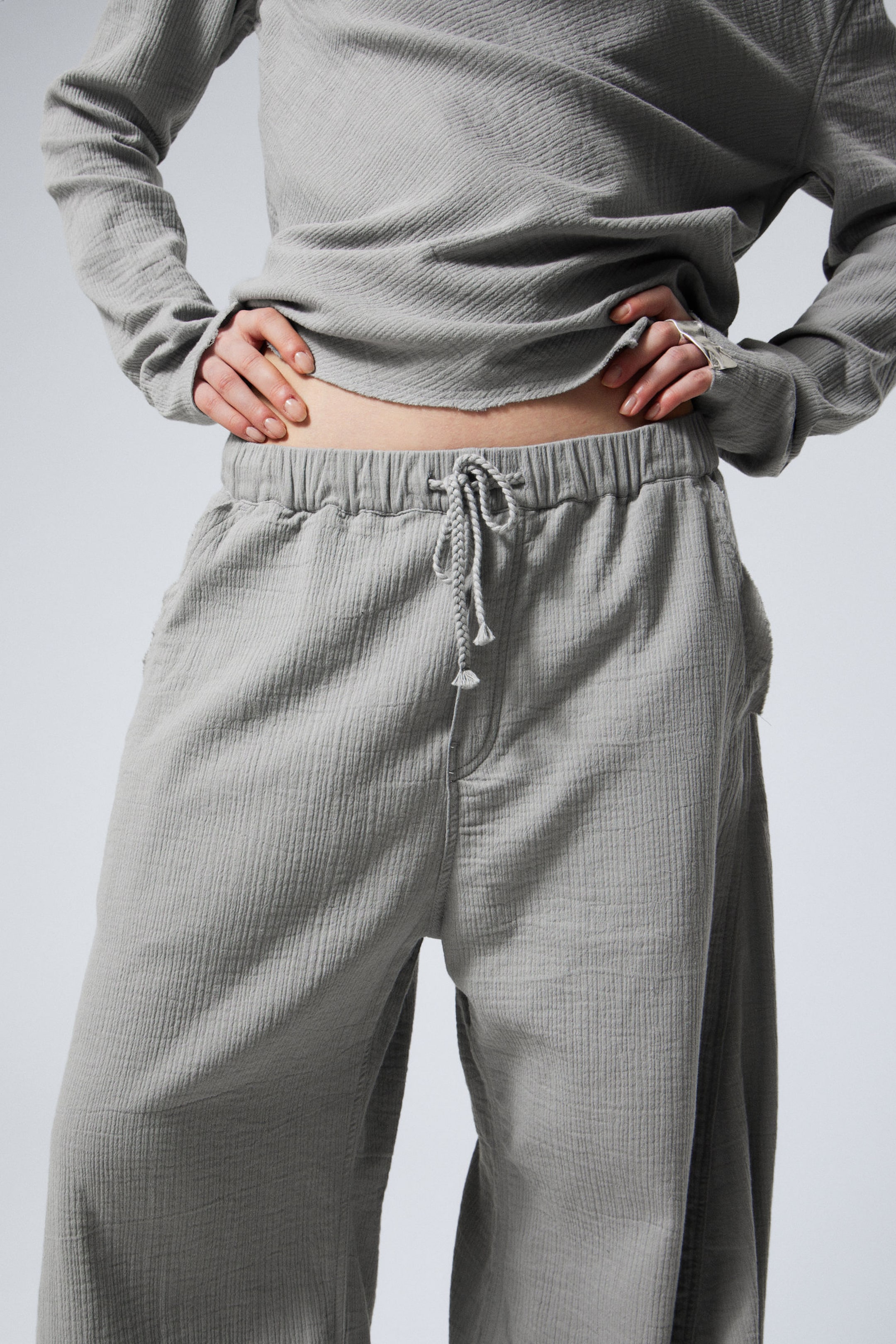 Dimgrå - Motion Low Waist Cotton Trousers - 2