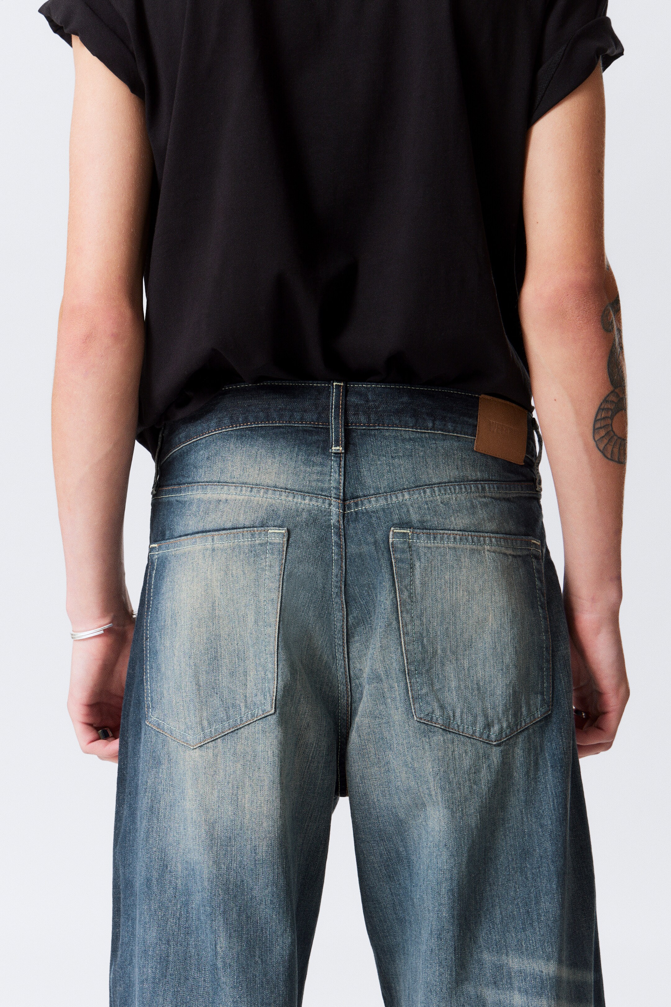 Grösseres Bild ansehen: Solar Loose Wide Leg Unisex Jeans - Laser Board Blue - Mittelblau - HERREN | H&M CH 6