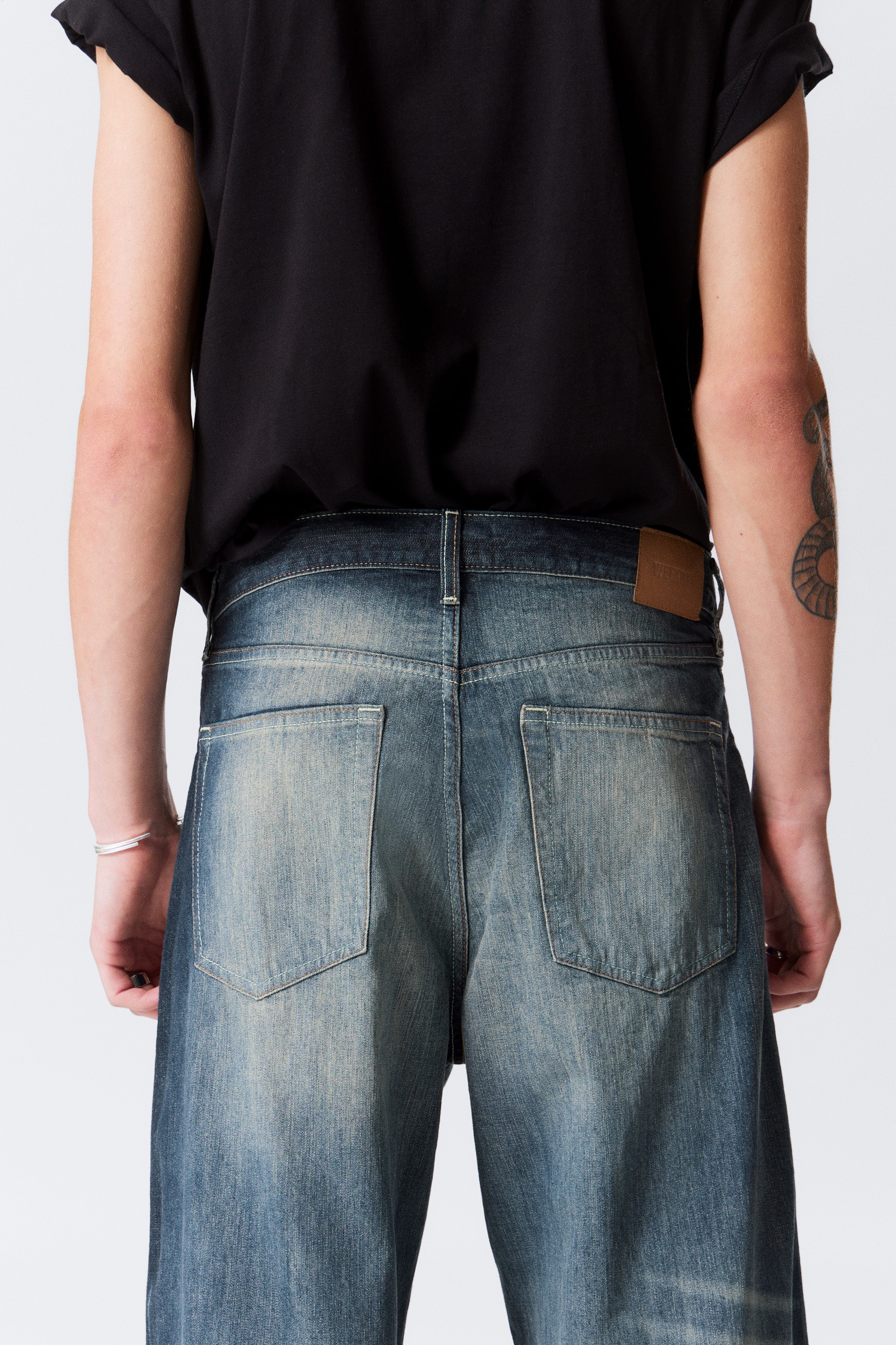 View larger image: Solar Loose Wide Leg Unisex Jeans - Laser Board Blue - Medium Blue - Men | H&M GB 9