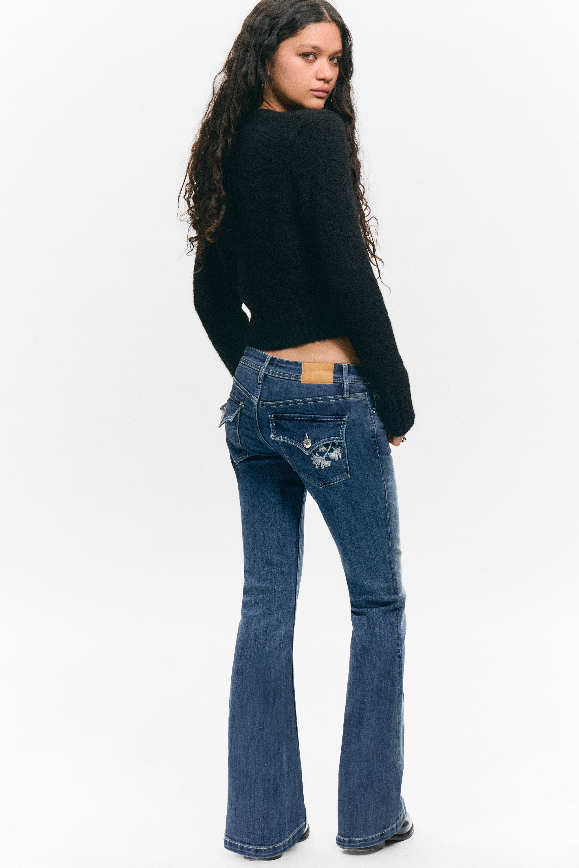 Bleu Méduse - Bleu foncé - Jean bootcut à taille basse et coupe standard - 3