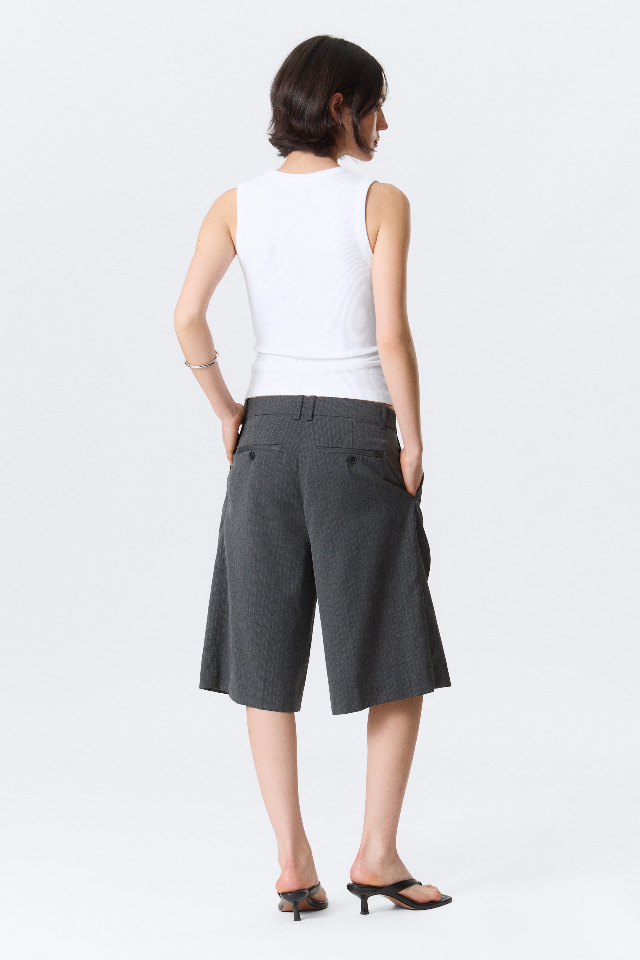 White - Ribbed V-neck Tank Top - 3