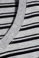 Grey Melange/Black Striped - Boxy V-neck Long-sleevd T-shirt - 5