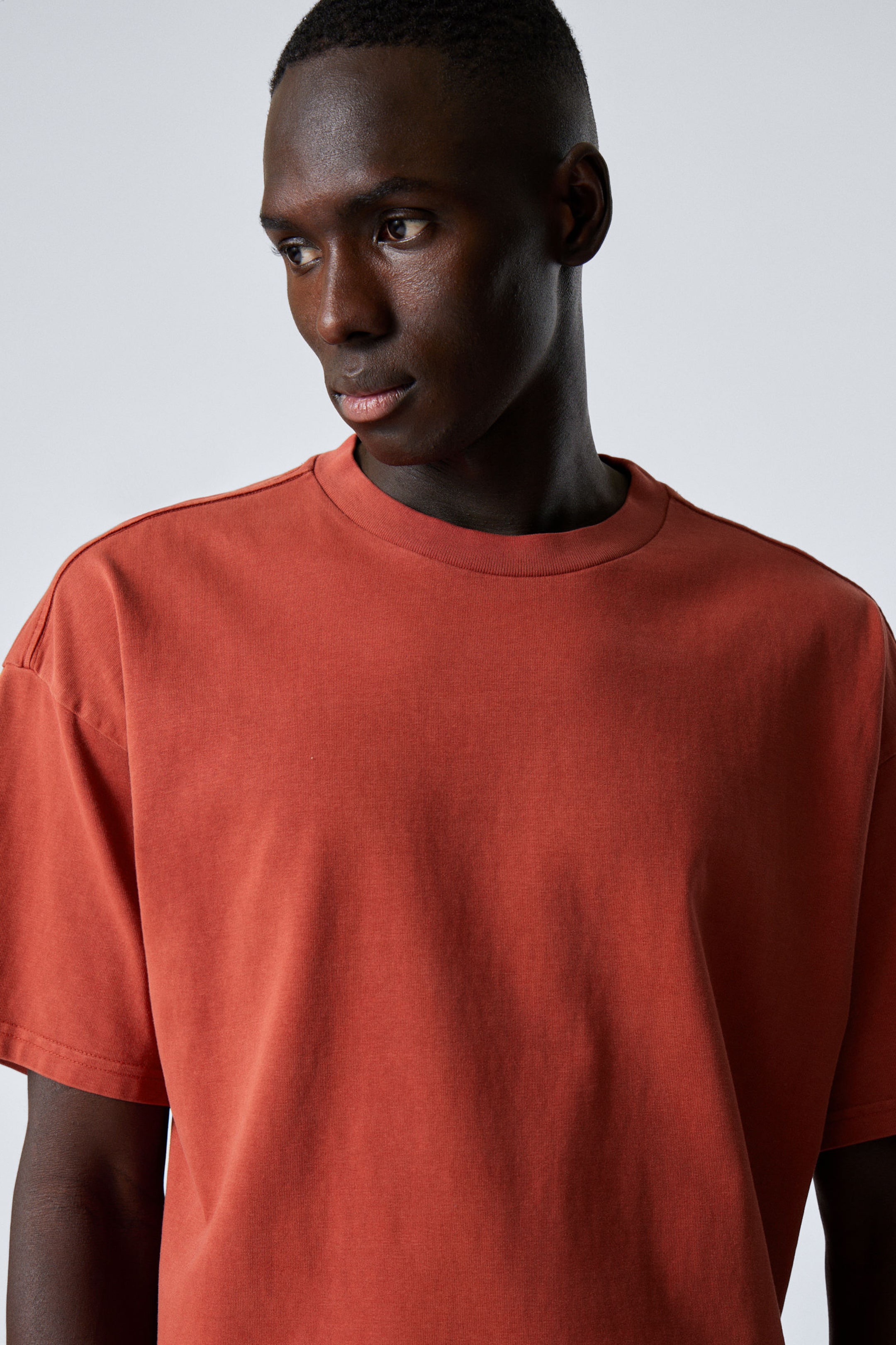 Verwaschenes Rot - Kastiges T-Shirt - 2