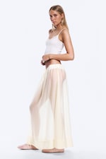 Transparentes Cremeweiß - Maxirock mit niedrigem Bund aus Lyocell - 0