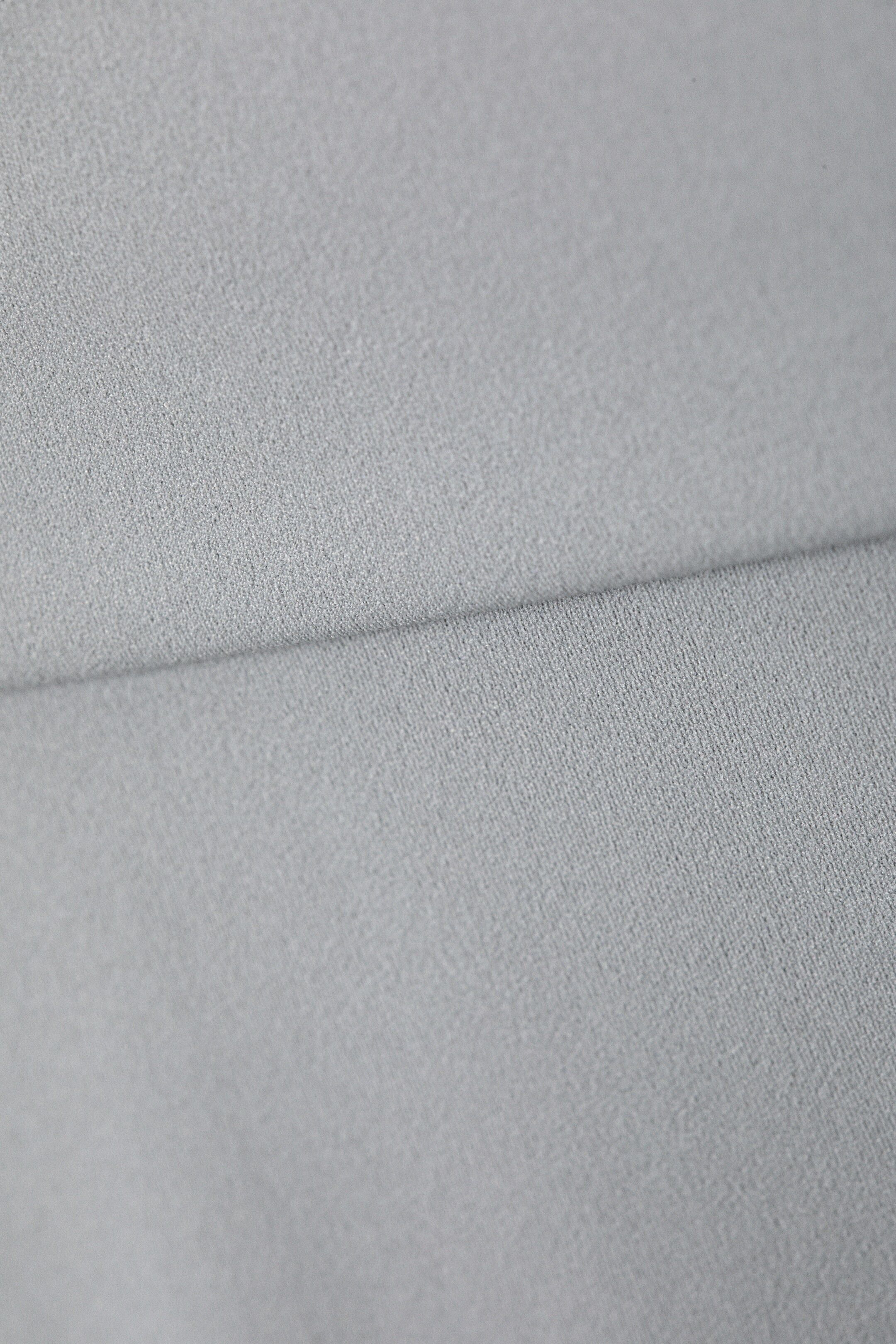 Visa större bild: Utsvängda yogatights med vikt midja - Ljus dimgrå - DAM | H&M FI 2