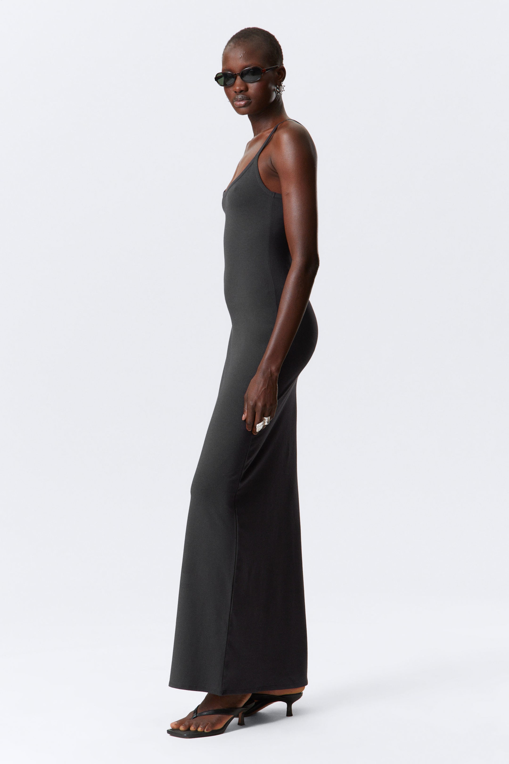 #3A3A3D - Maxikleid mit glatten Trägern - 2