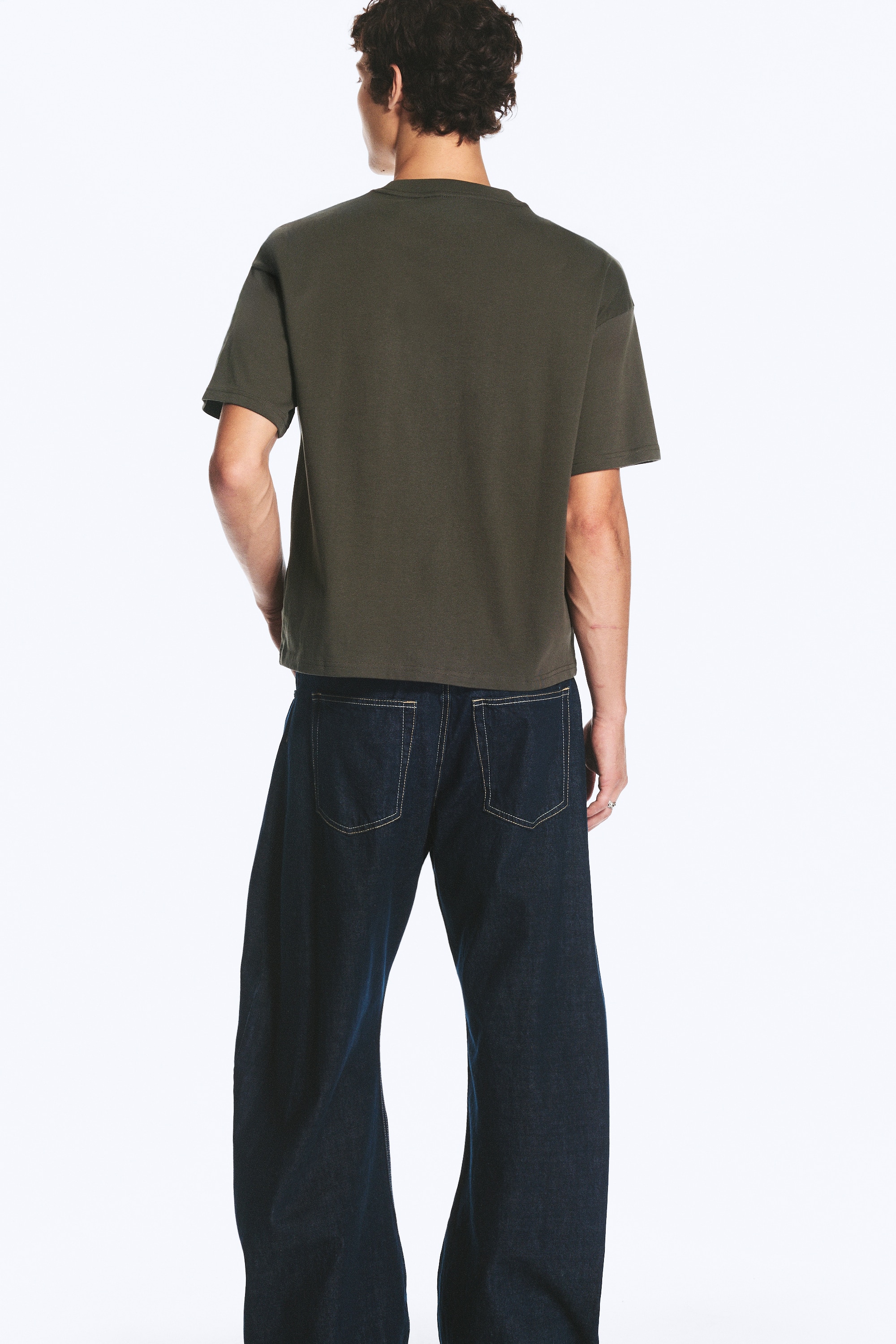 T-SHIRT OVERSIZE - Verde kaki scuro/Lilla/Nero/Bianco/Rigato Bianco/Nero/Grigio polvere/Verde scuro/Verde Kaki Polvere Chiaro/Marrone scuro/Dusty – Blu medio/Bianco – Riga navy