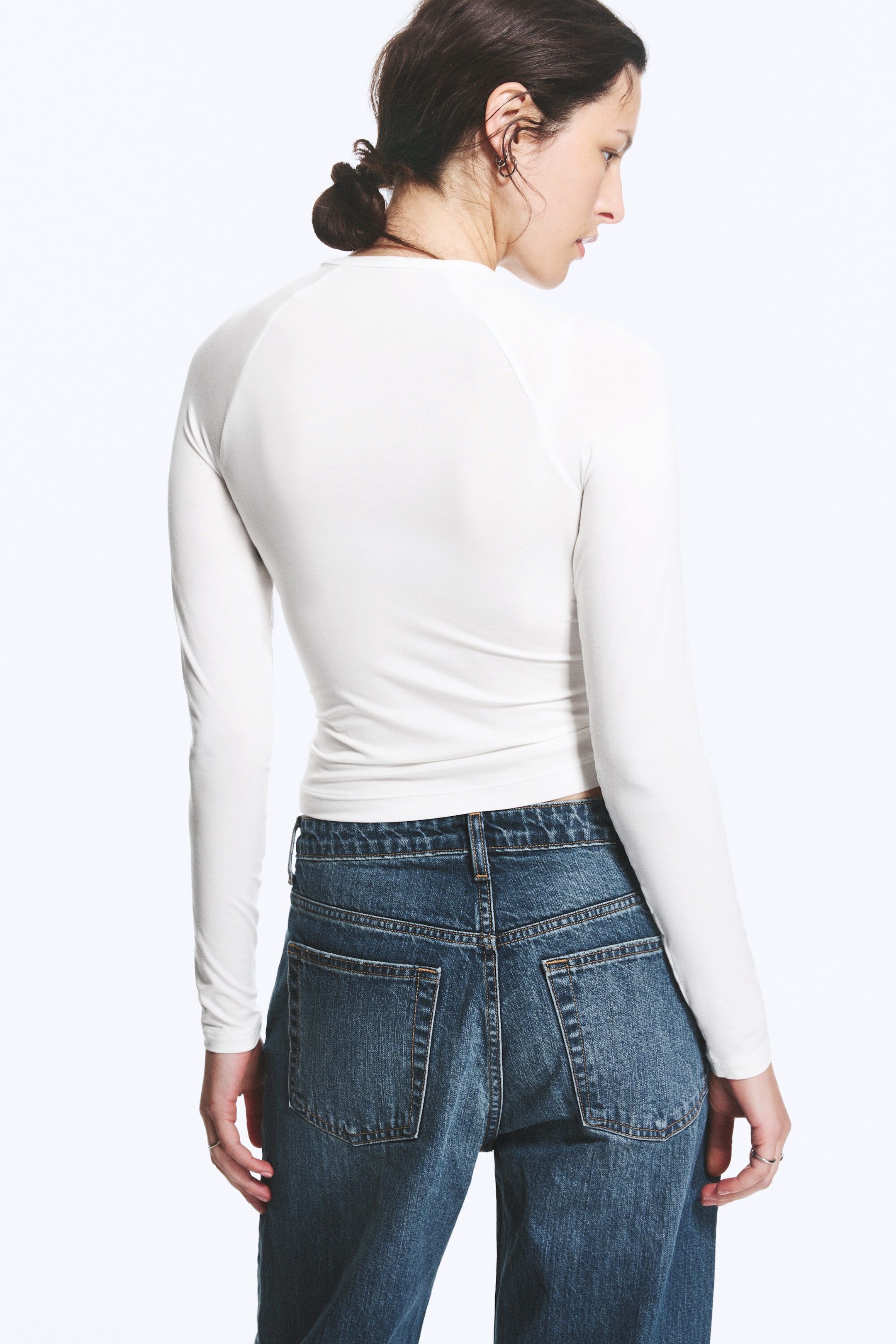 White - Fitted Raglan-Sleeved Top - 2