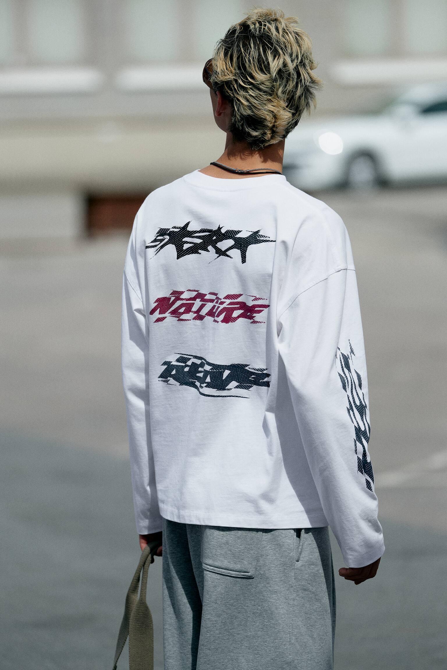 T-shirt graphique oversize manches longues - Blanc - Racer/Noir - Spirale/Rouge foncé - Racer - 1