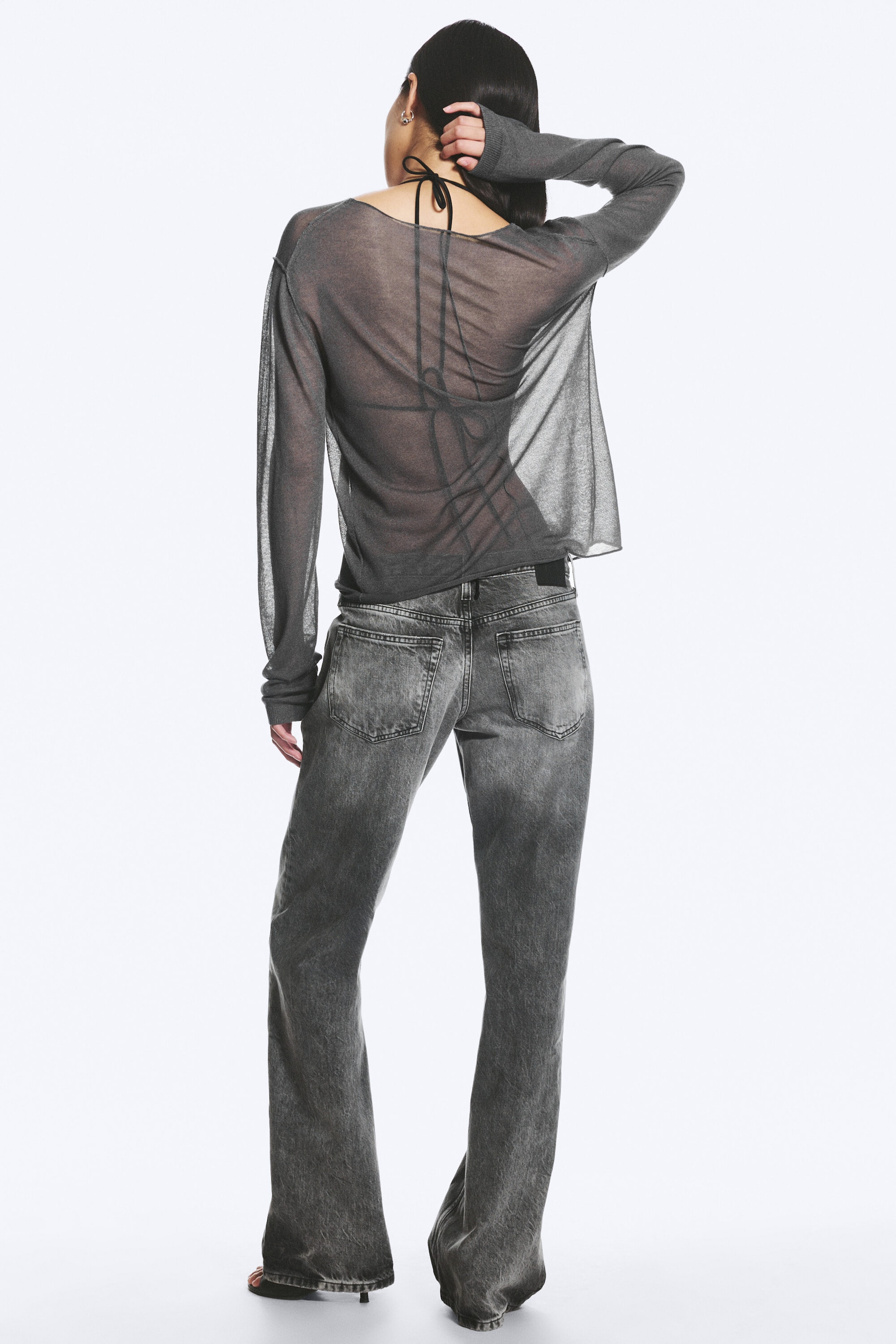 Gris foncé - Pull ample confectionné en maille transparente - 3