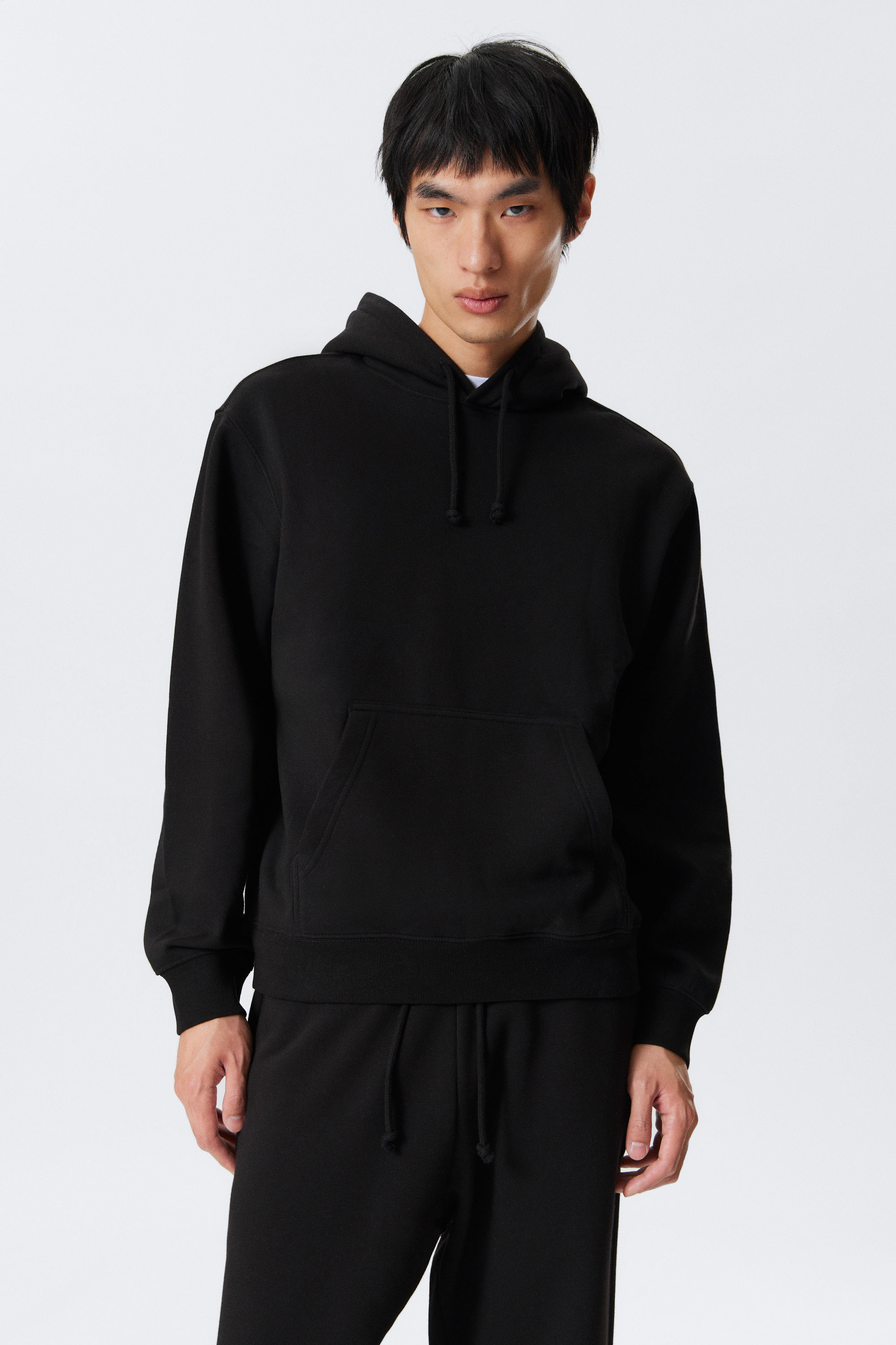 Black - ClassicHoodie - 1