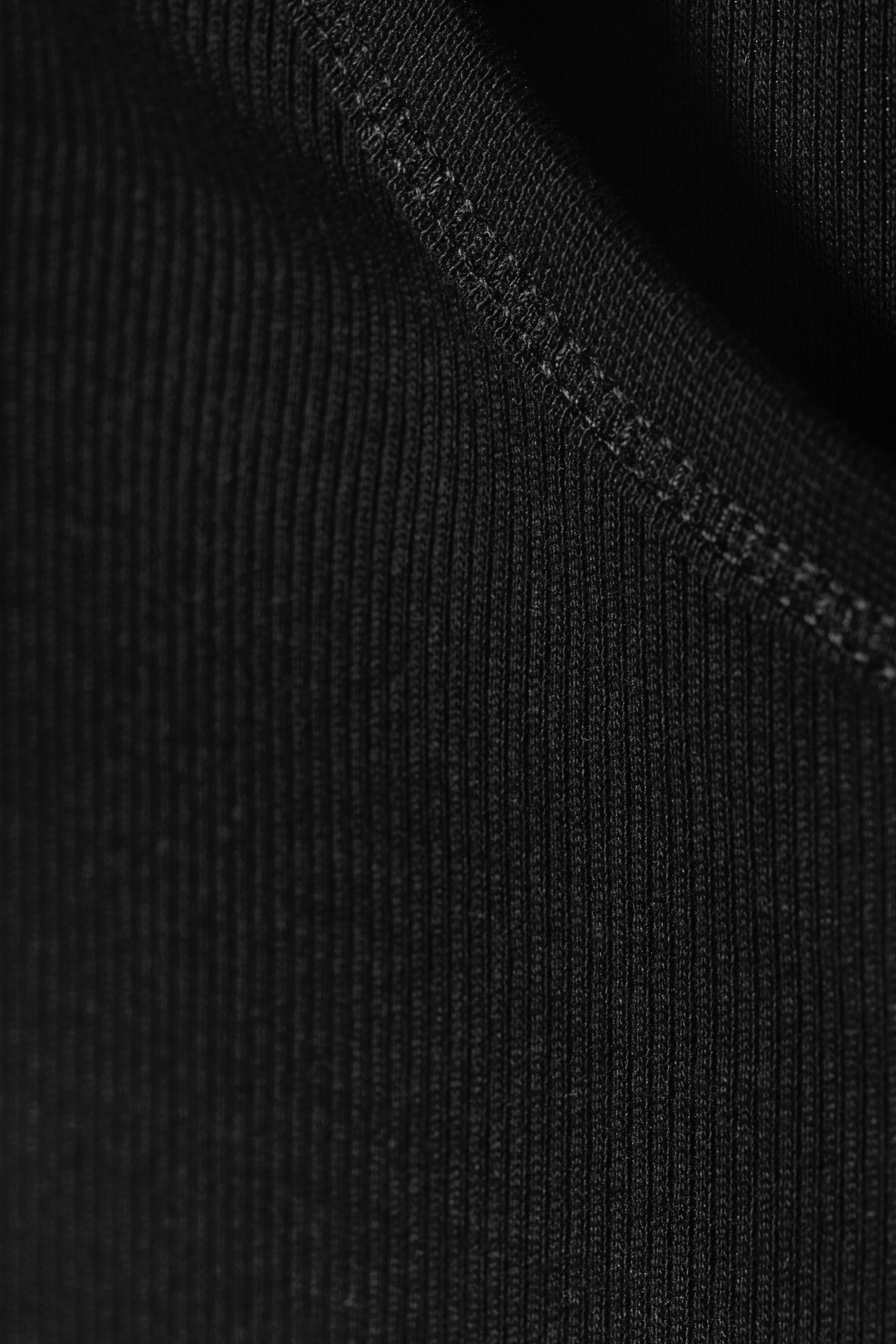Black - Mini Rib Crop Top - 1