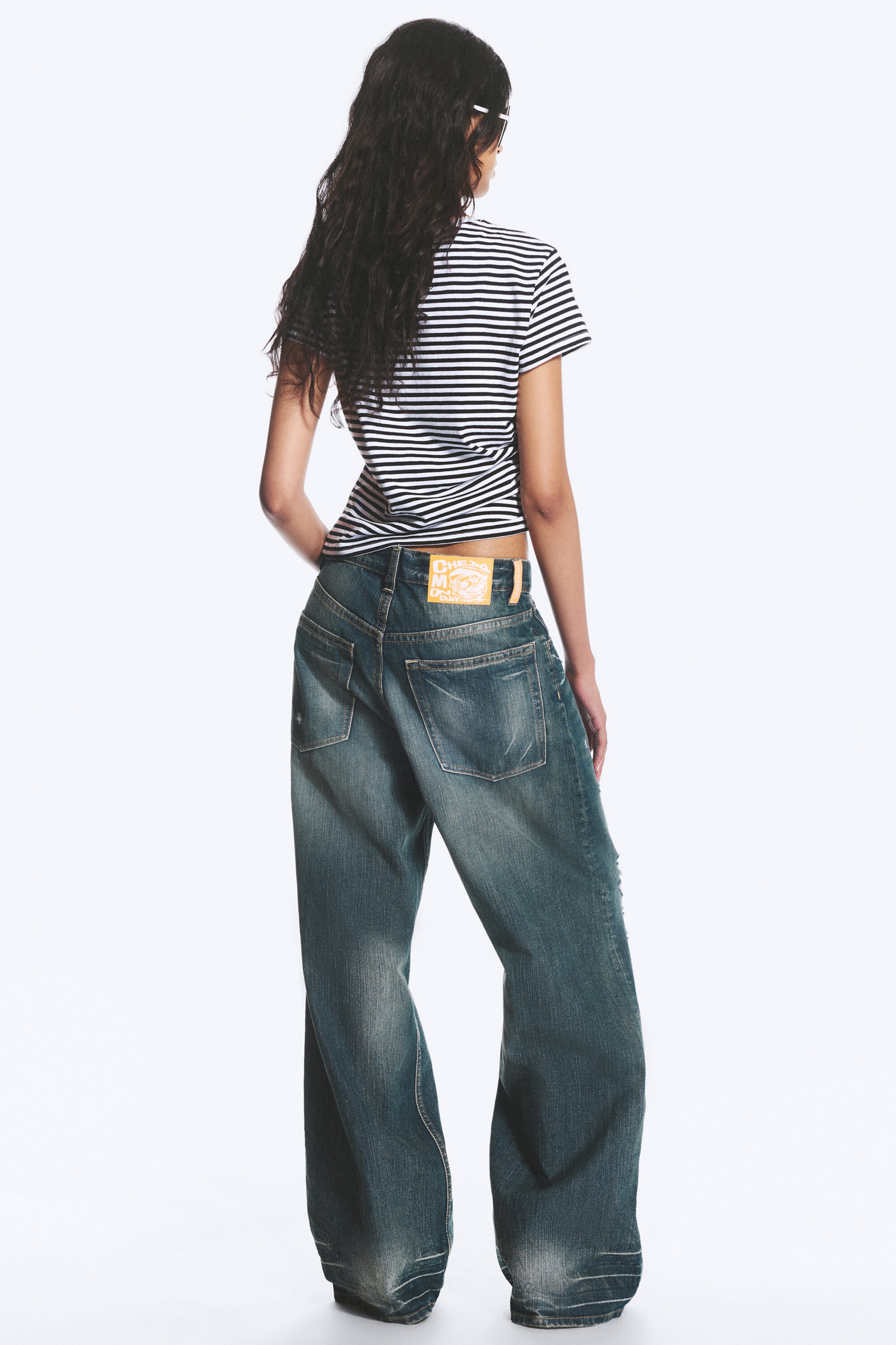 Streaky Blue - Medium Blue - Looser Regular Waist Loose Straight Jeans - 6