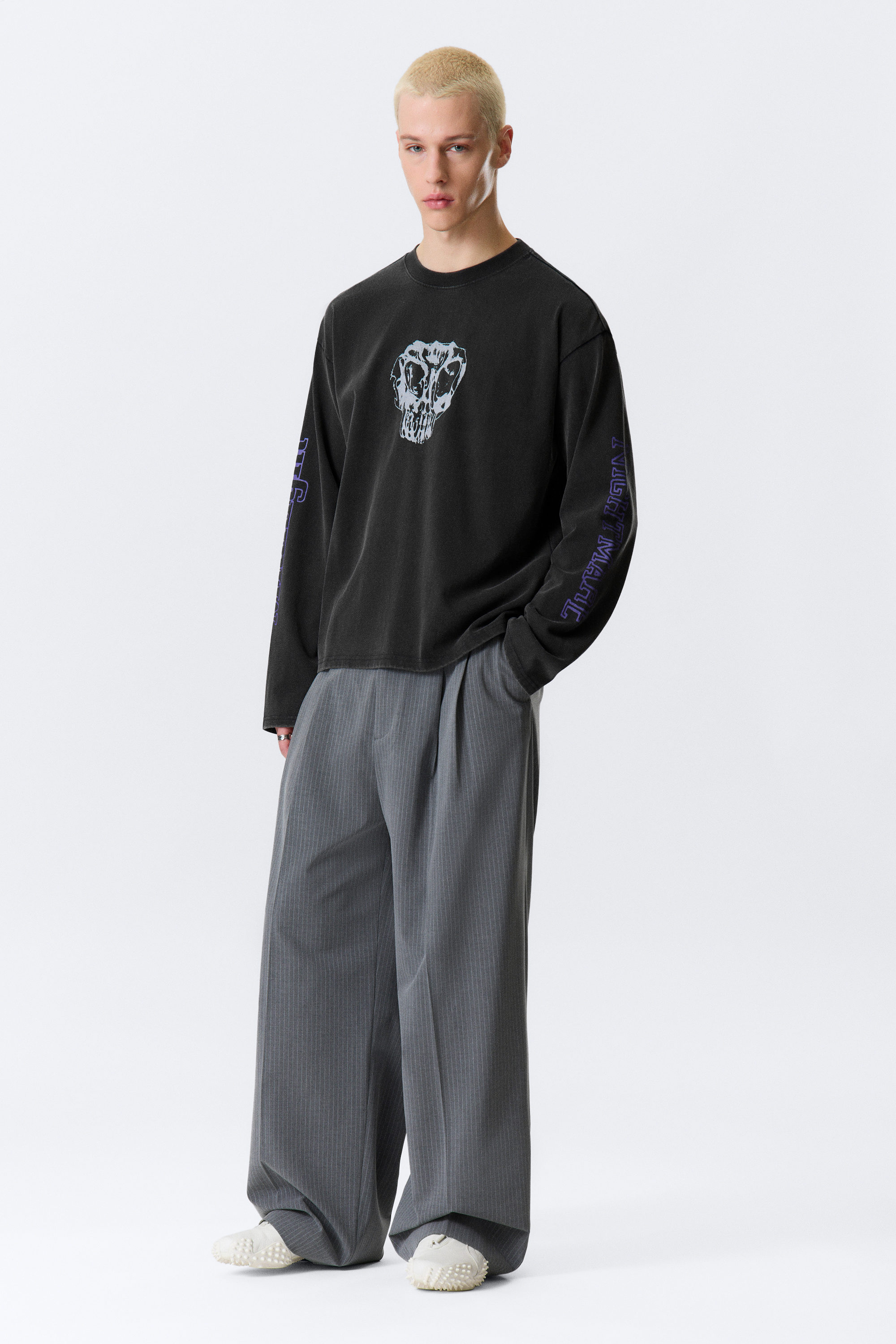 Black - Midnight Nightmare - Great Boxy Graphic Long Sleeve T-shirt - 2