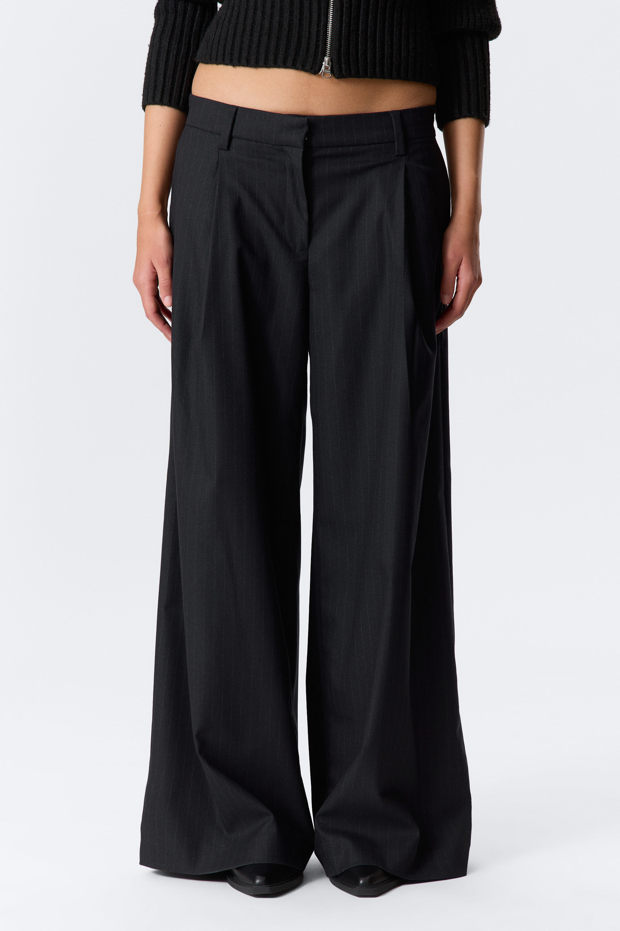 Donkerblauw - Geplooide pantalon met wijde pijpen - 2