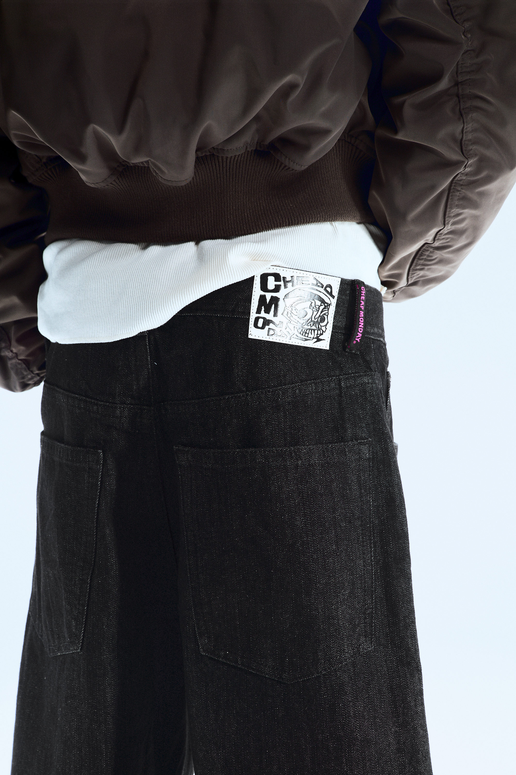 Extra Black Rinse - Looser Regular Waist Loose Straight Jeans - 3