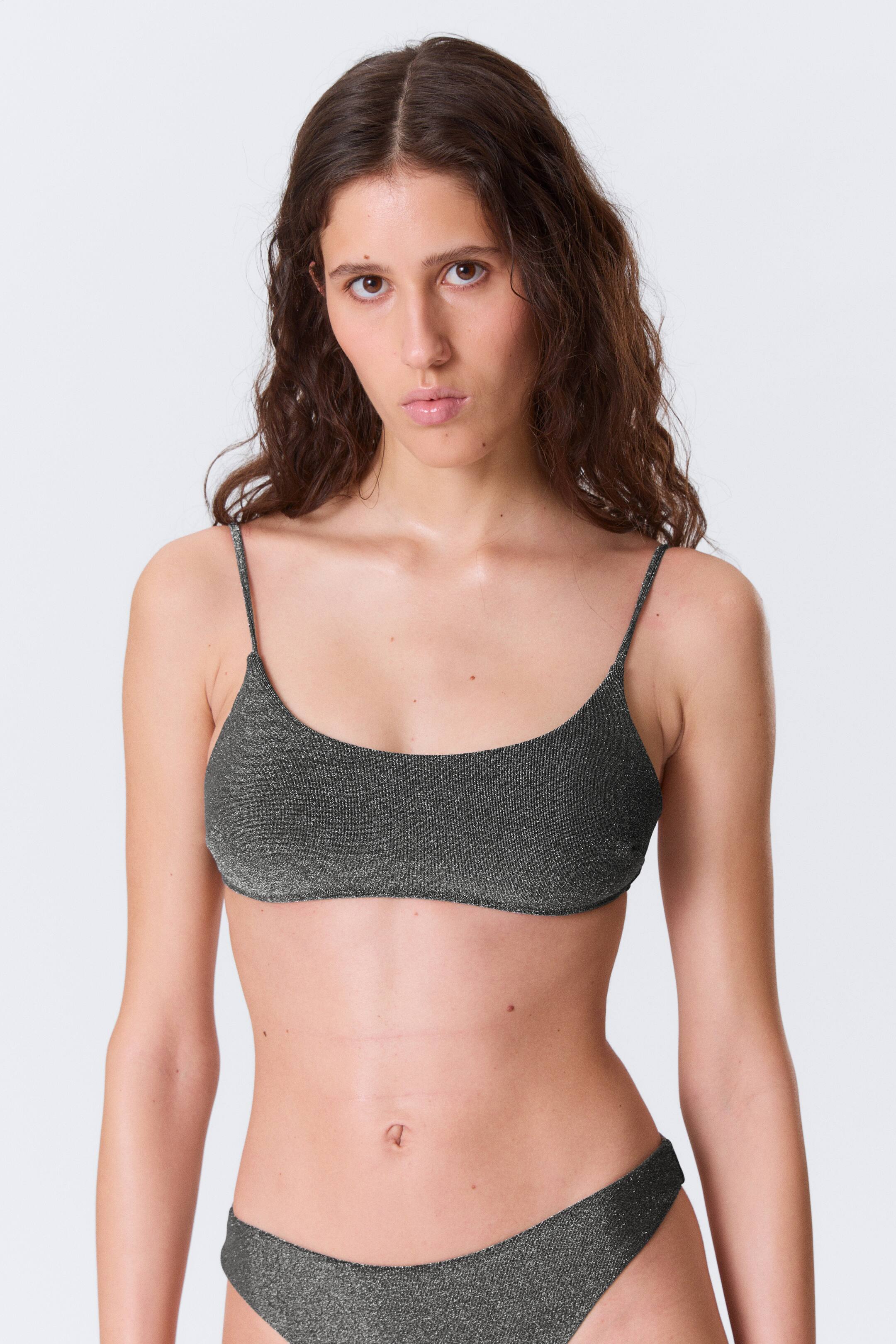 Größeres Bild ansehen: Glitzer-Bikinioberteil mit Bindebändern - Grau - Glitzer - Ladies | H&M DE 1