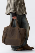 Mörkbrun - Stor vaxad canvasväska i bomull - 1