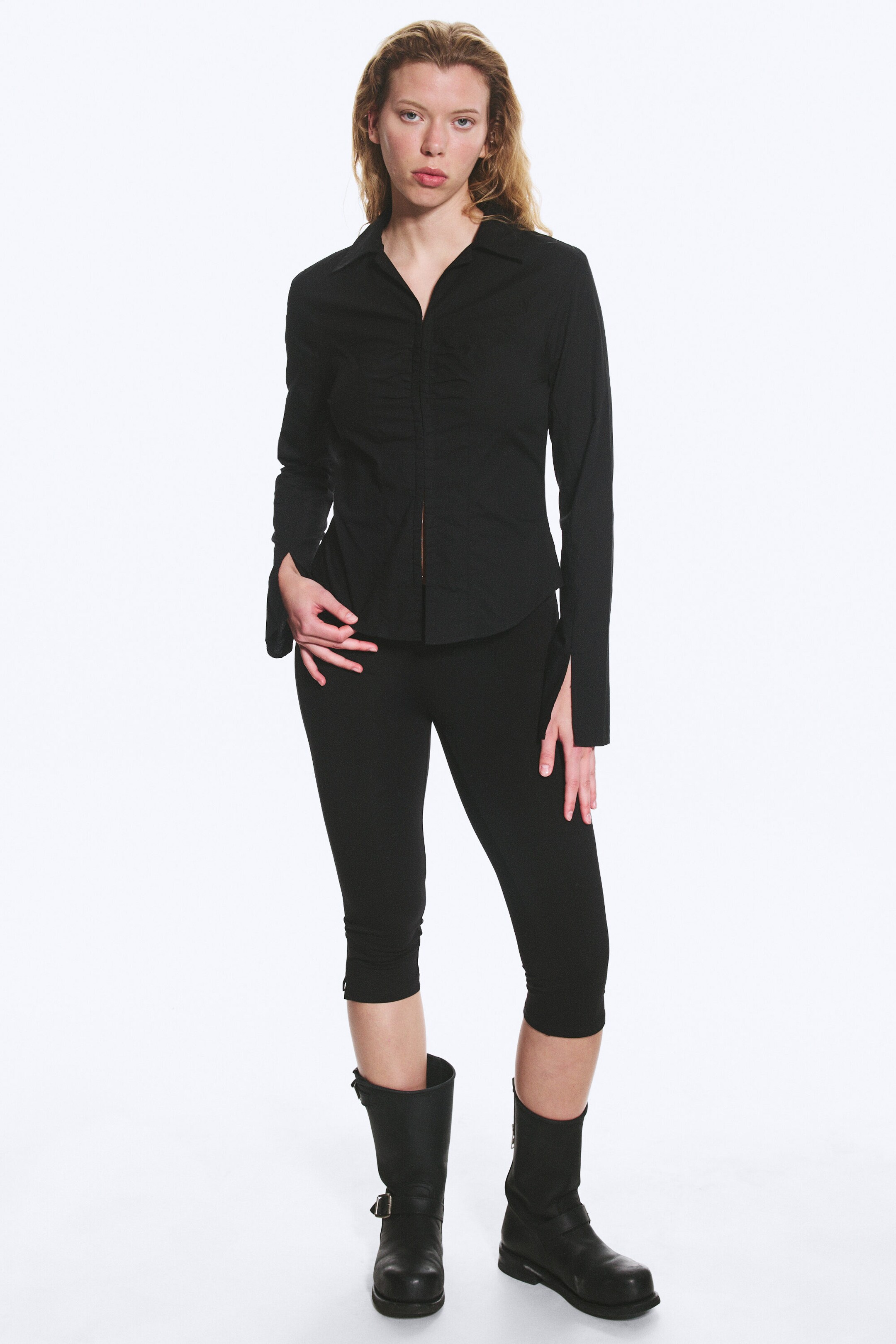 Black - Long-Sleeved Hook-and-eye Top - 2