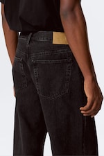 Tuned Black - Svart - Galaxy Mid Waist Loose Straight Leg Unisex Jeans - 5