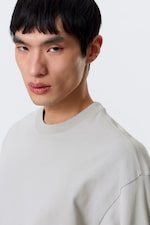 Ljus dimmig mullvad - Långärmad T-shirt med lös boxig passform - 1