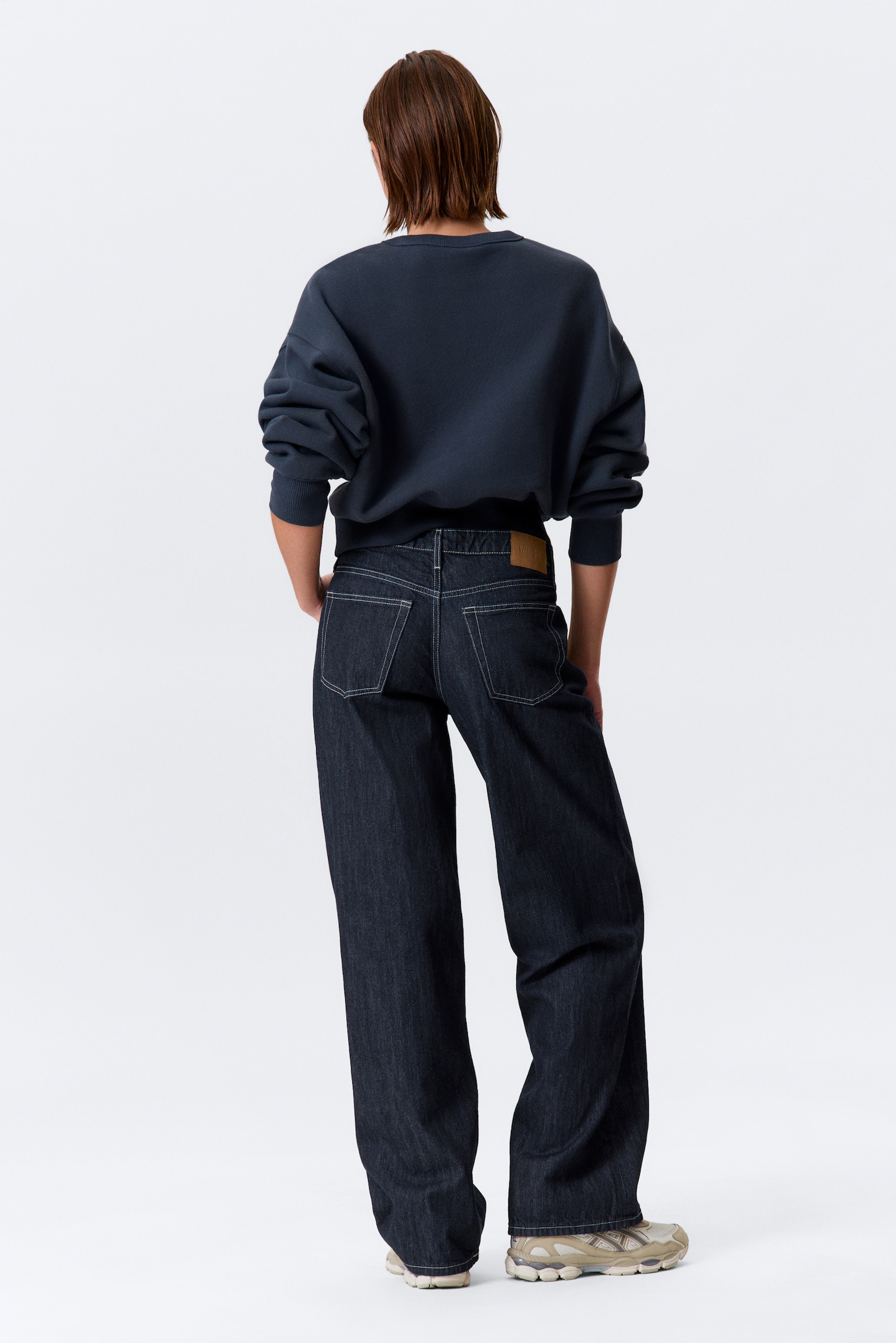 Ample Low Rise Loose Wide Leg Jeans - Blue Rinse - Sötétkék/Redondo Blue - Középkék/Baltic Blue - sötétkék/Risso fekete - fekete/Ink Black - Black/Snow Blue - Light Blue/Gasoline Blue - Medium Blue/One Blue - középkék/Blue Stream - közép kék/Mine Grey - Dark Grey/Deep Sea Blue - sötétkék/Lake Blue - Dark Blue/Lip Blue - Light Blue/Mine Blue - Medium Blue - 6