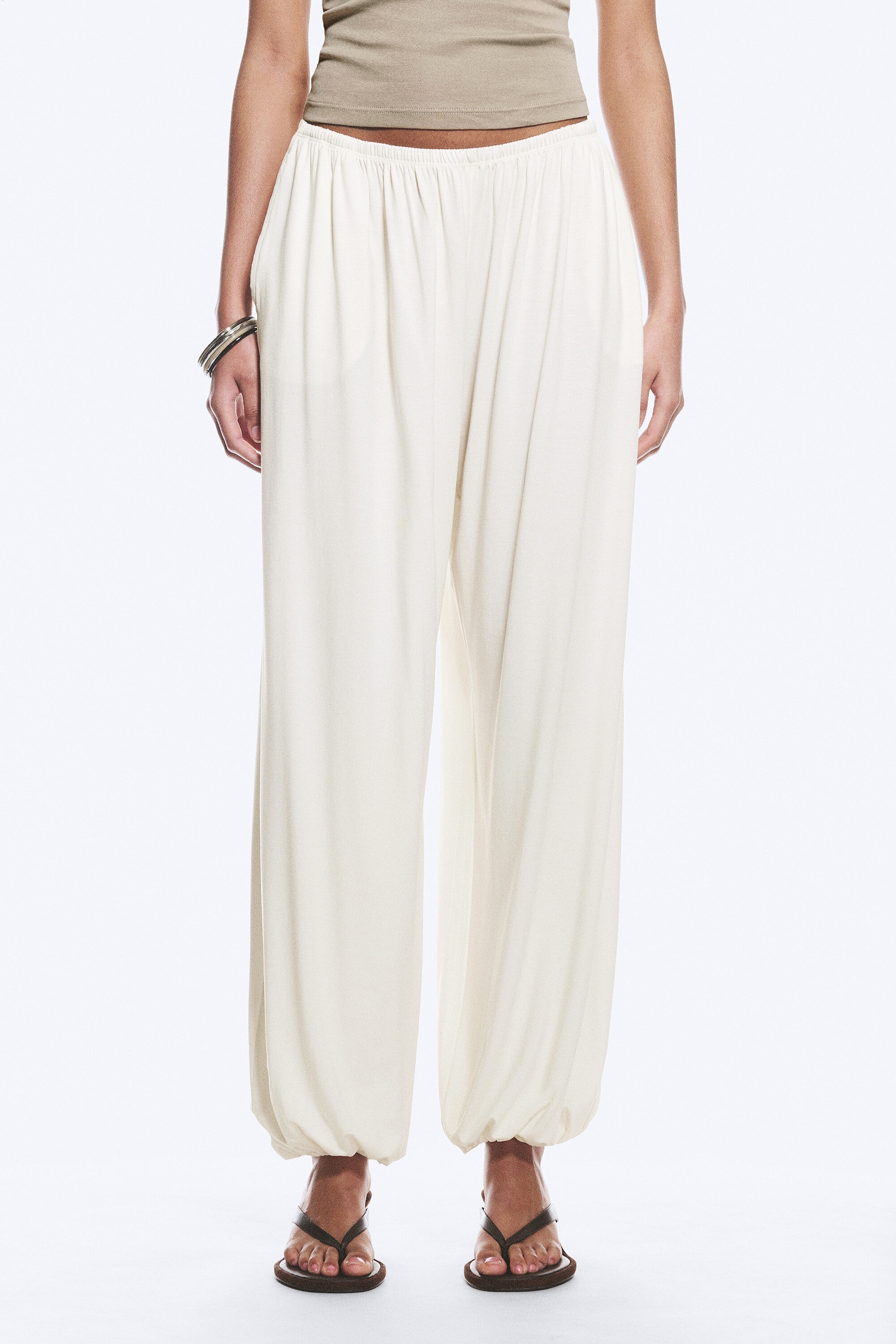 White - Soft Mid-Rise Balloon Trousers - 2