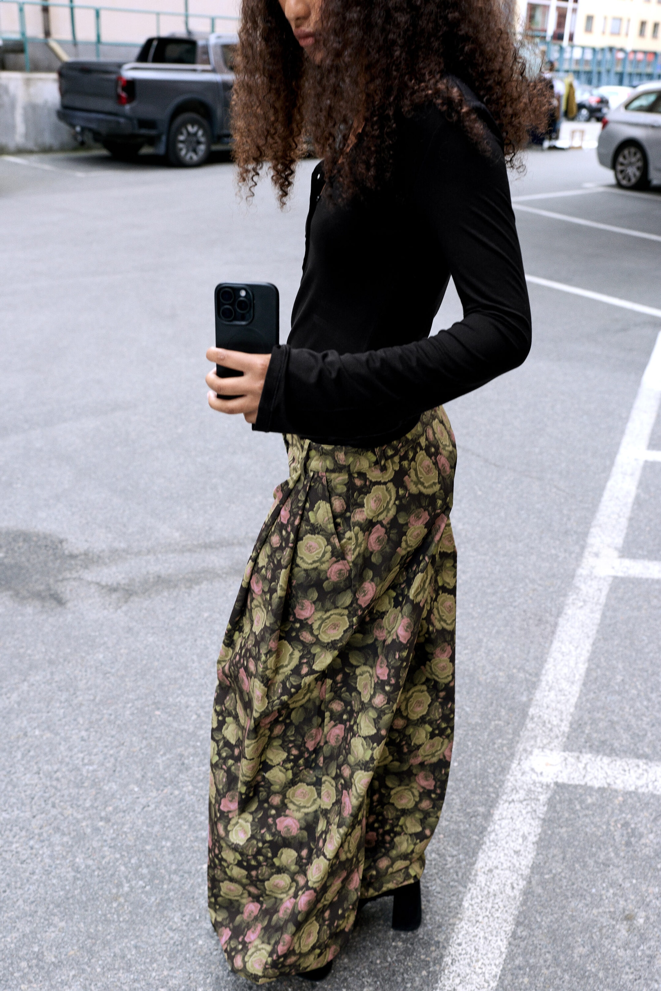 Khaki - Blumenprint - Ballonhose mit niedrigem Bund - 2