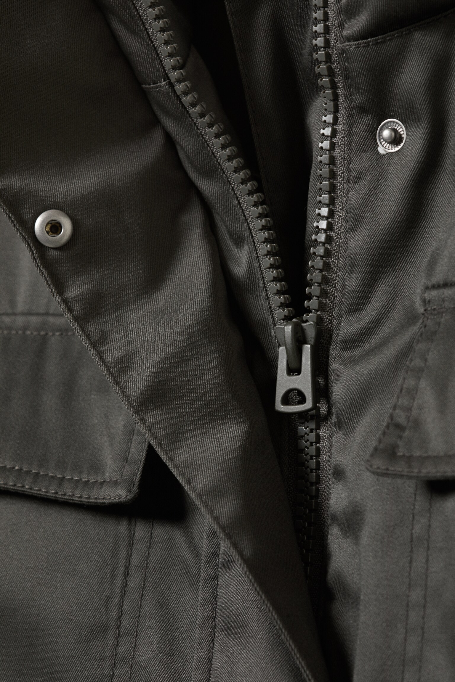 Овърсайз подплатено яке с утилитарен стил - тъмносиво - 3