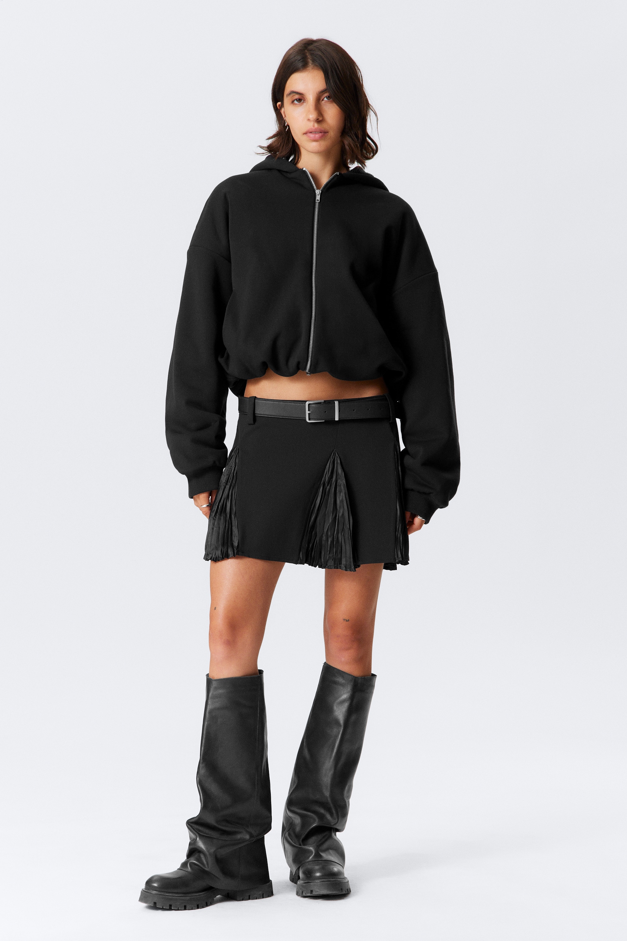 Spódnica mini z plisowanymi wstawkami - Czarny/Striped Grey