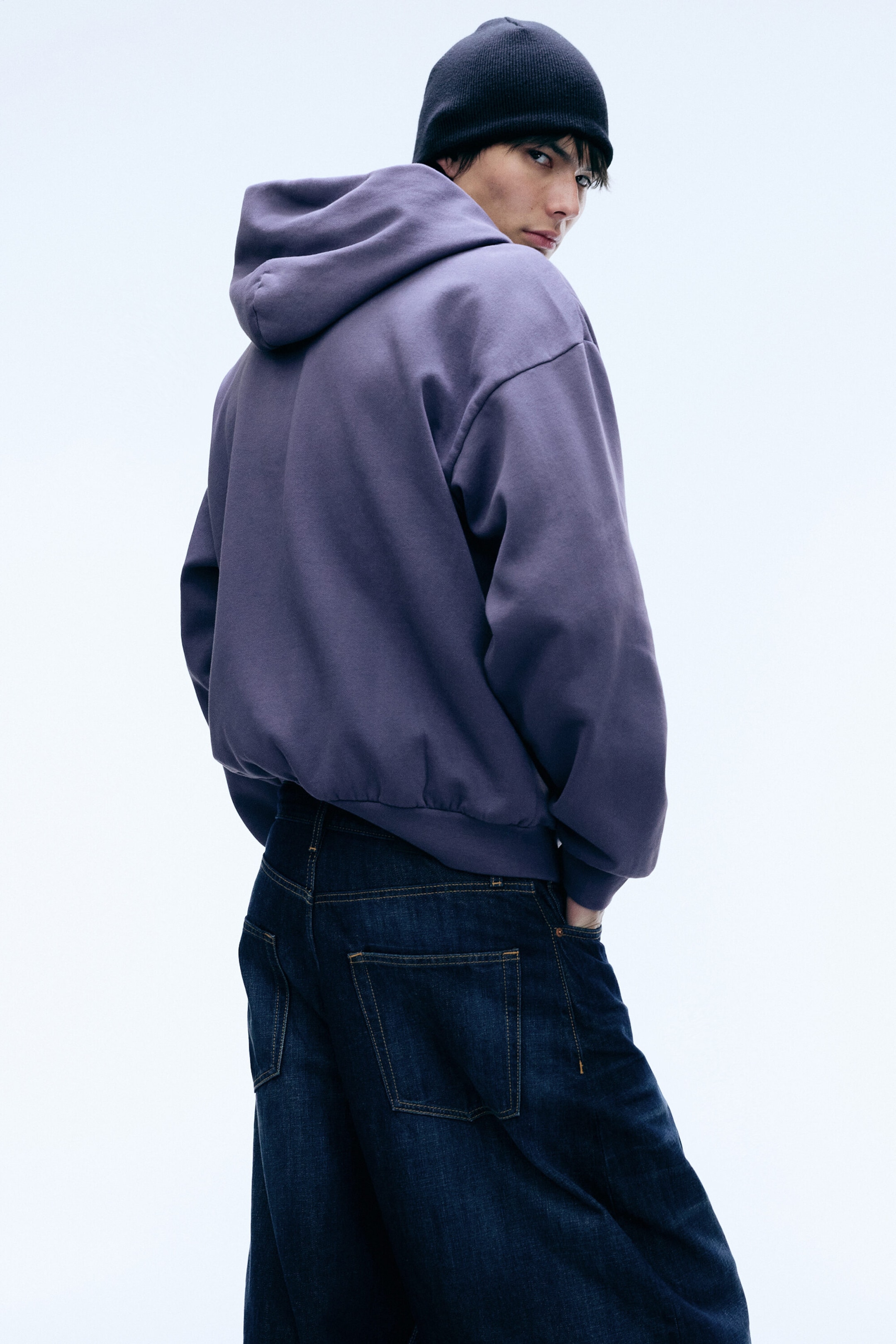 Dunkelviolett - Weiter Hoodie mit Reißverschluss und Print - 3