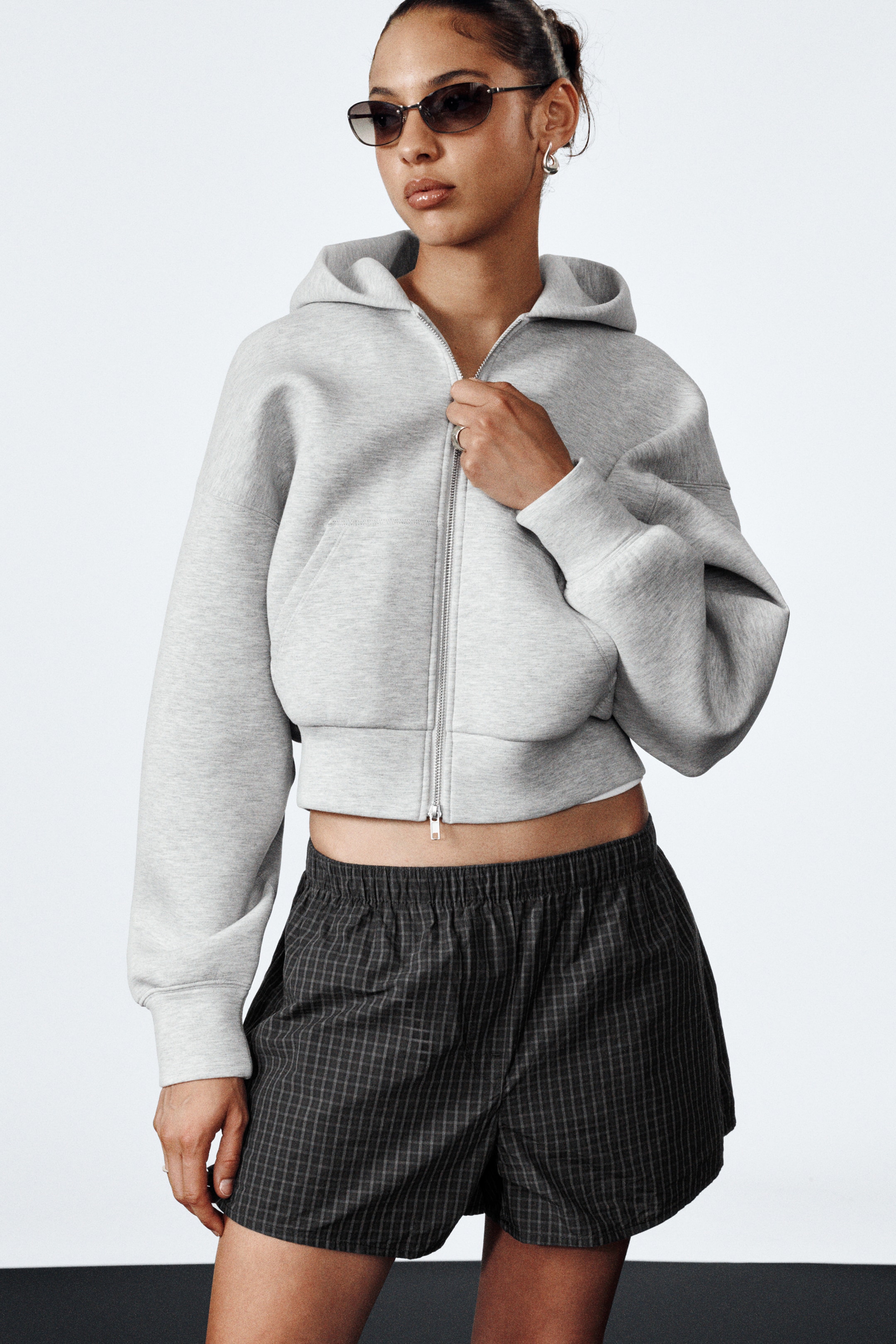 Grotere afbeelding bekijken: Relaxed katoenen boxershort - Zwart geruit - DAMES | H&M NL 1